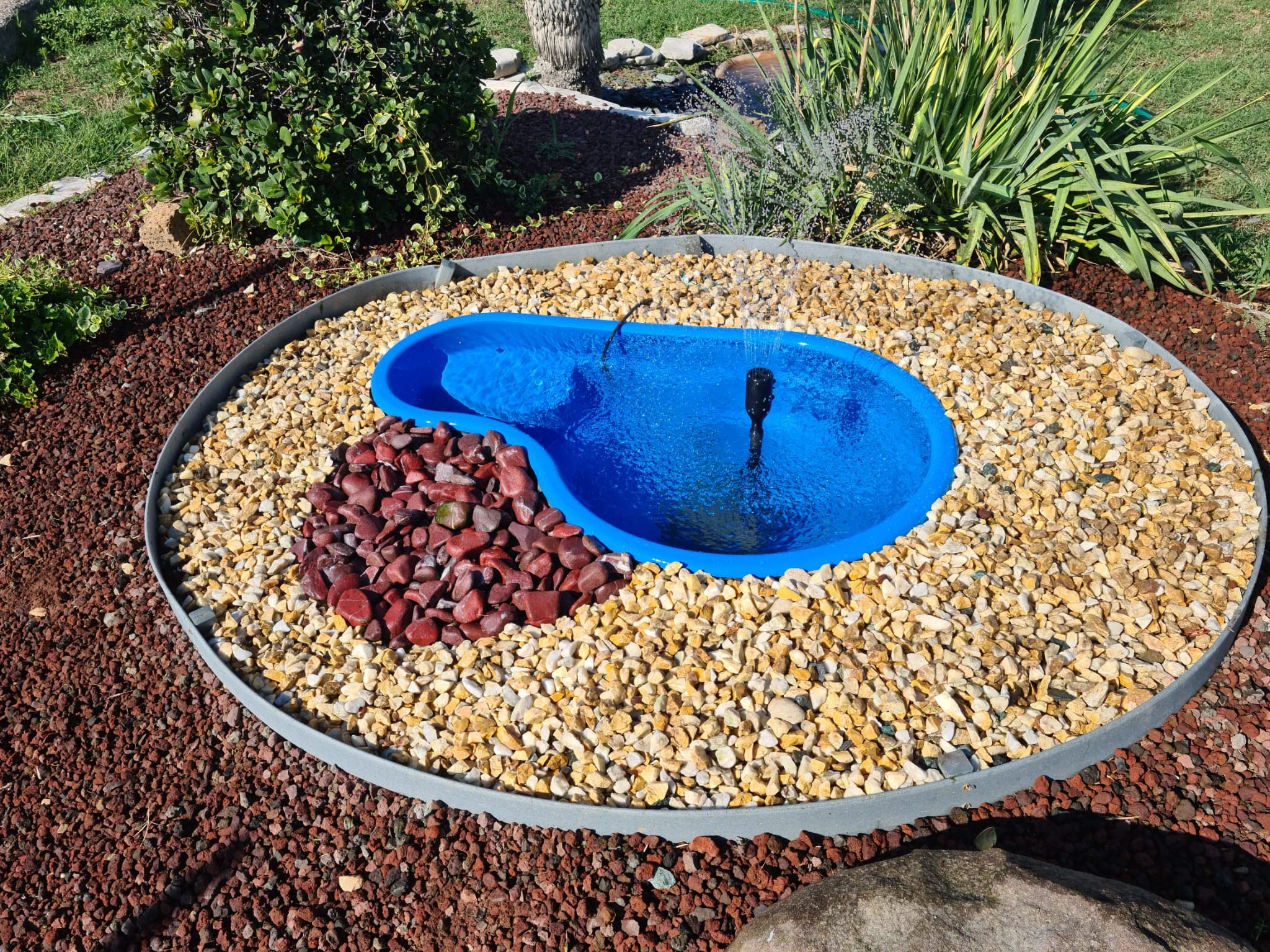 Giardini d'Acqua Laghetto da Giardino MOD Fusine Azzuro Cm 113 x 74 x 45 ABS Plastica DIY Pond Koi Piante Palustri