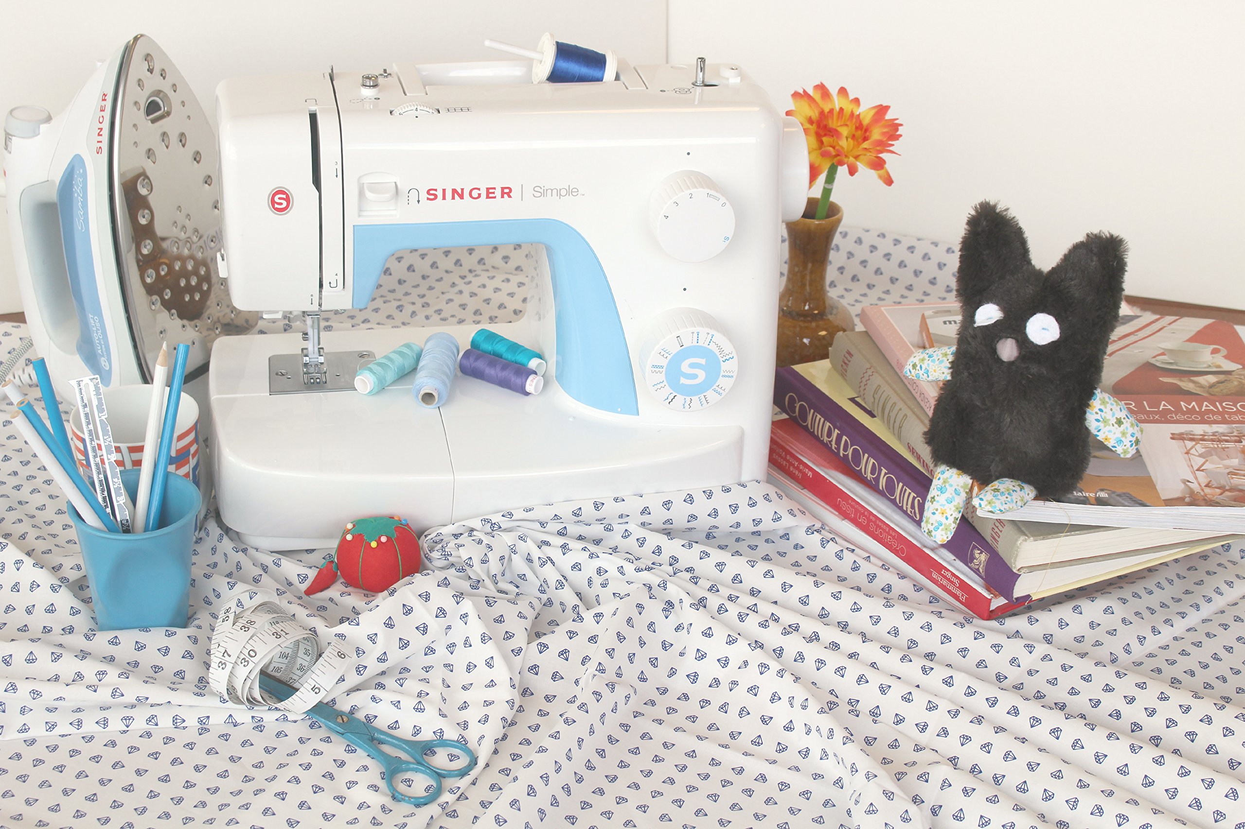 Simple Singer Sewing Machine