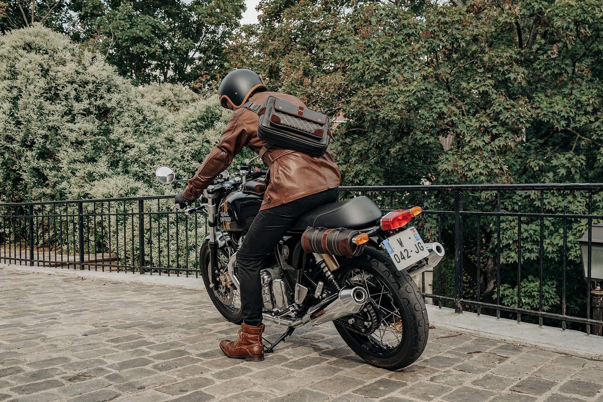 Umhängetasche Moto Aviator – Rindsleder Vollnarbenleder Vintage & Veloursleder – wasserdicht & leicht – Tasche verstellbar – ergonomisch – langlebig, braun, Retro