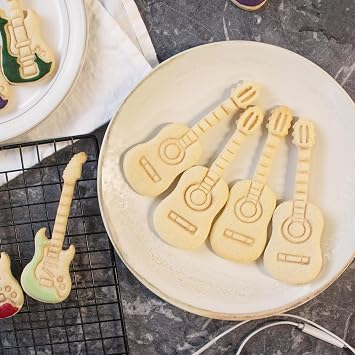 BAKERLOGY Acoustic Guitar cookie cutter - Detailed Biscuit Cutter Design for Baking and Crafts, ideal on fondant, dough, clay