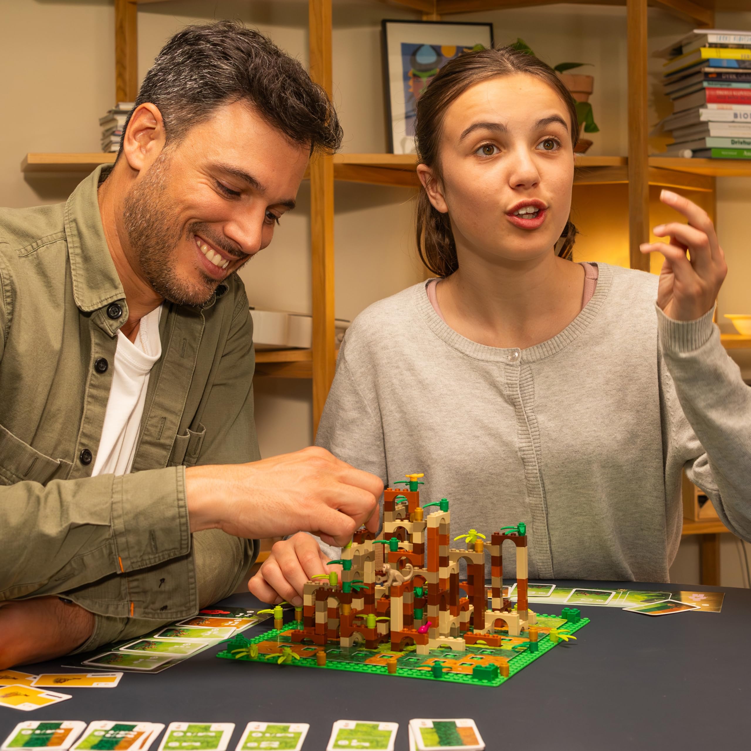 Asmodee – MONKEY PALACE – Gioco da Tavolo Lego | Gioco da Tavola di Strategia e Costruzioni con Mattoncini Lego – 2-4 Giocatori – 10+ Anni – 45 Minuti – Edizione Italiana