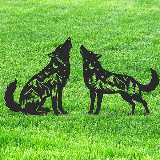 Wolf Decor Garden Stakes - 2 Pcs Metal Howling Animal Statues Outdoor Decoration Yard Patio Lawn Art Ornaments Black Figurine Decorative Backyard Porch Sign Christmas New Year Gifts for Men