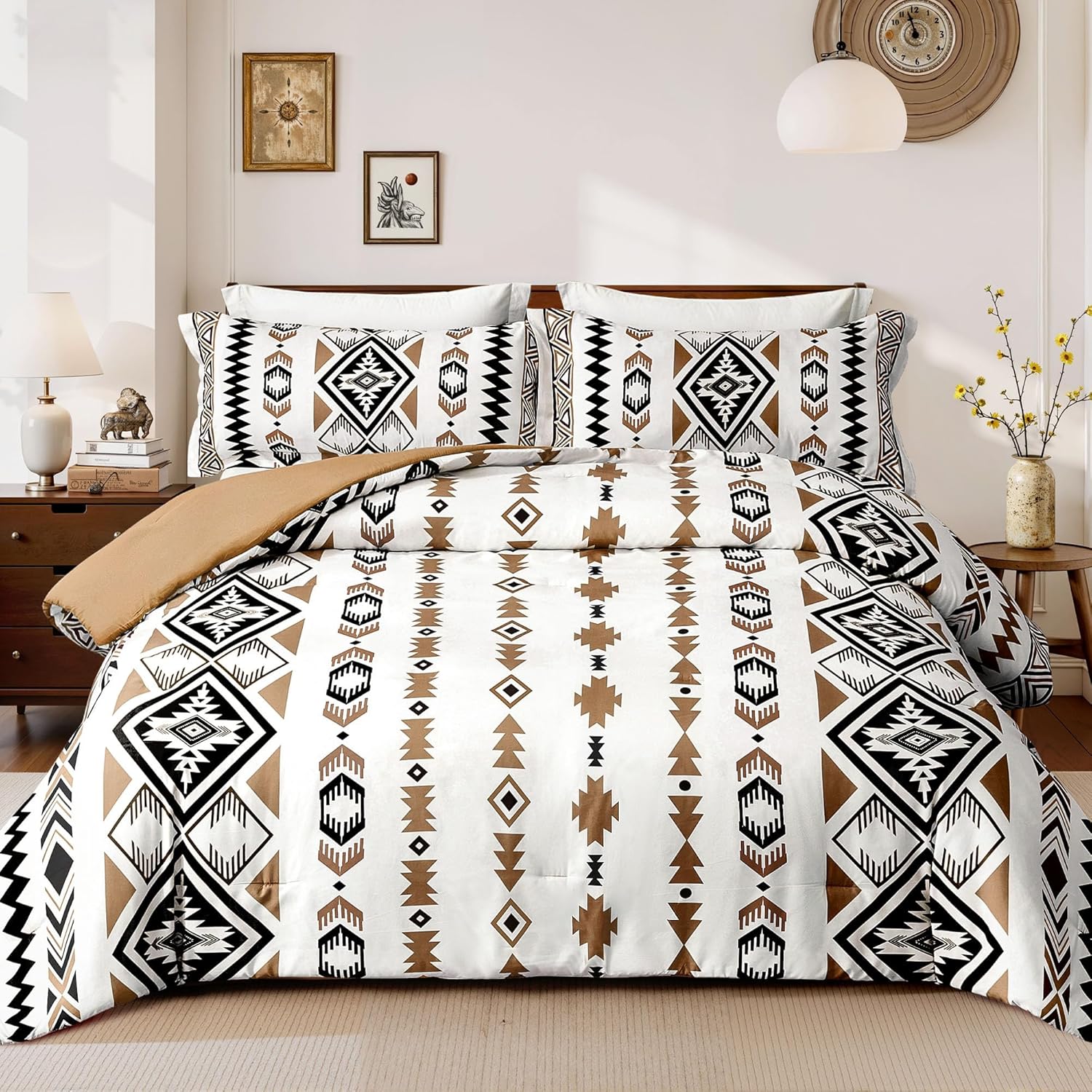 Queen Comforter Set – 3 Piece Brown Boho Aztec Bedding, Western Southwestern Style Comforter Sets, Soft Lightweight Comforter for All Seasons, 1 Comforter & 2 Pillow Shams