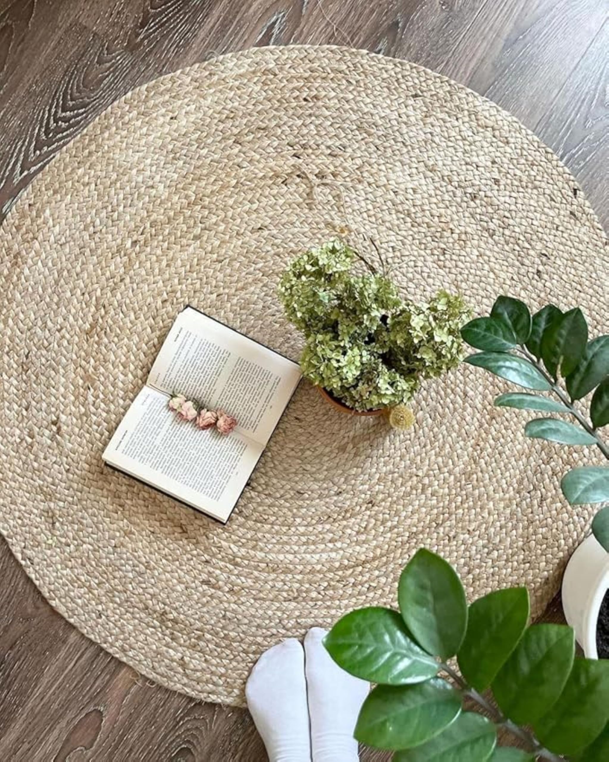 Round Jute Carpets Reversible Rug Durable And Washable Long Lasting Yoga Mat For Bedroom Living Room Office Kitchen And Hallway (Jute-Plain, 2x2 Feet )