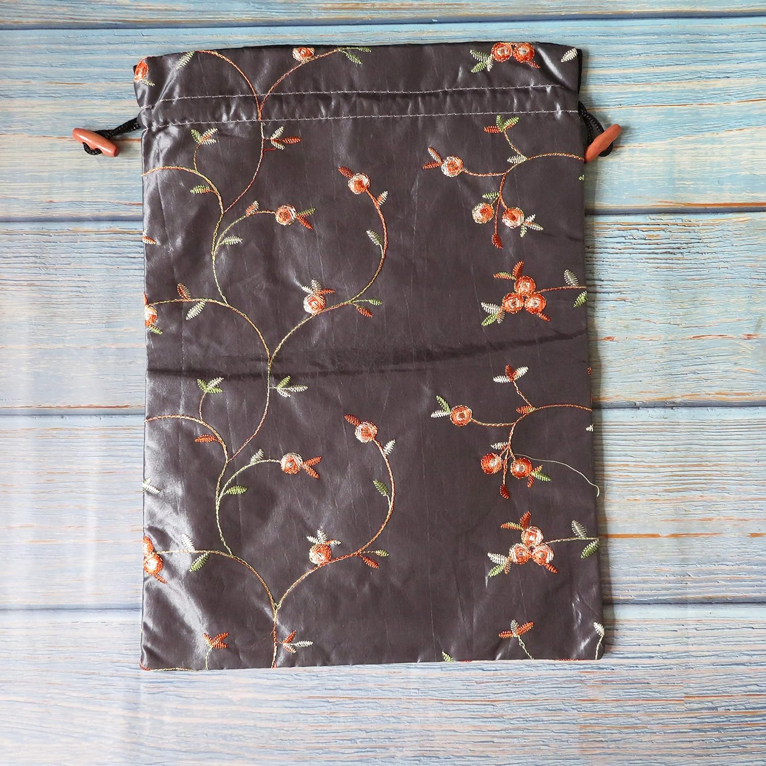 Ouyatoyu 4pcs Embroidered Silk Flower Design Jacquard Travel Bag, Laundry Bags Shoe Bags, Lingerie Bags Underwear Bags for Travel Storage for Men Women Washable Cloth Shoe Bags - Image 6