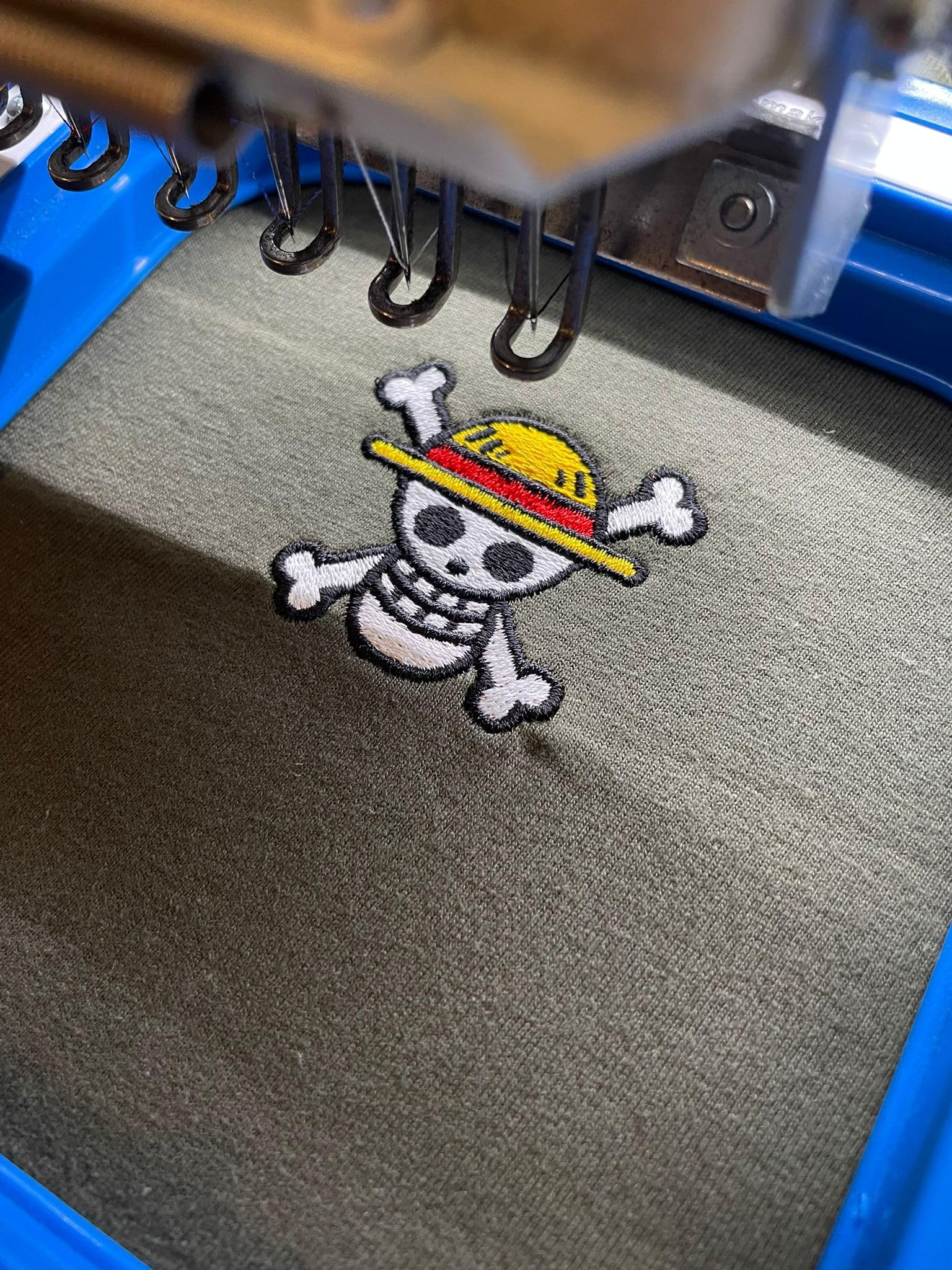 Ruffy Straw Hat Ricamato - Manga Stick One Pirat Piece Anime Luffy Zoro