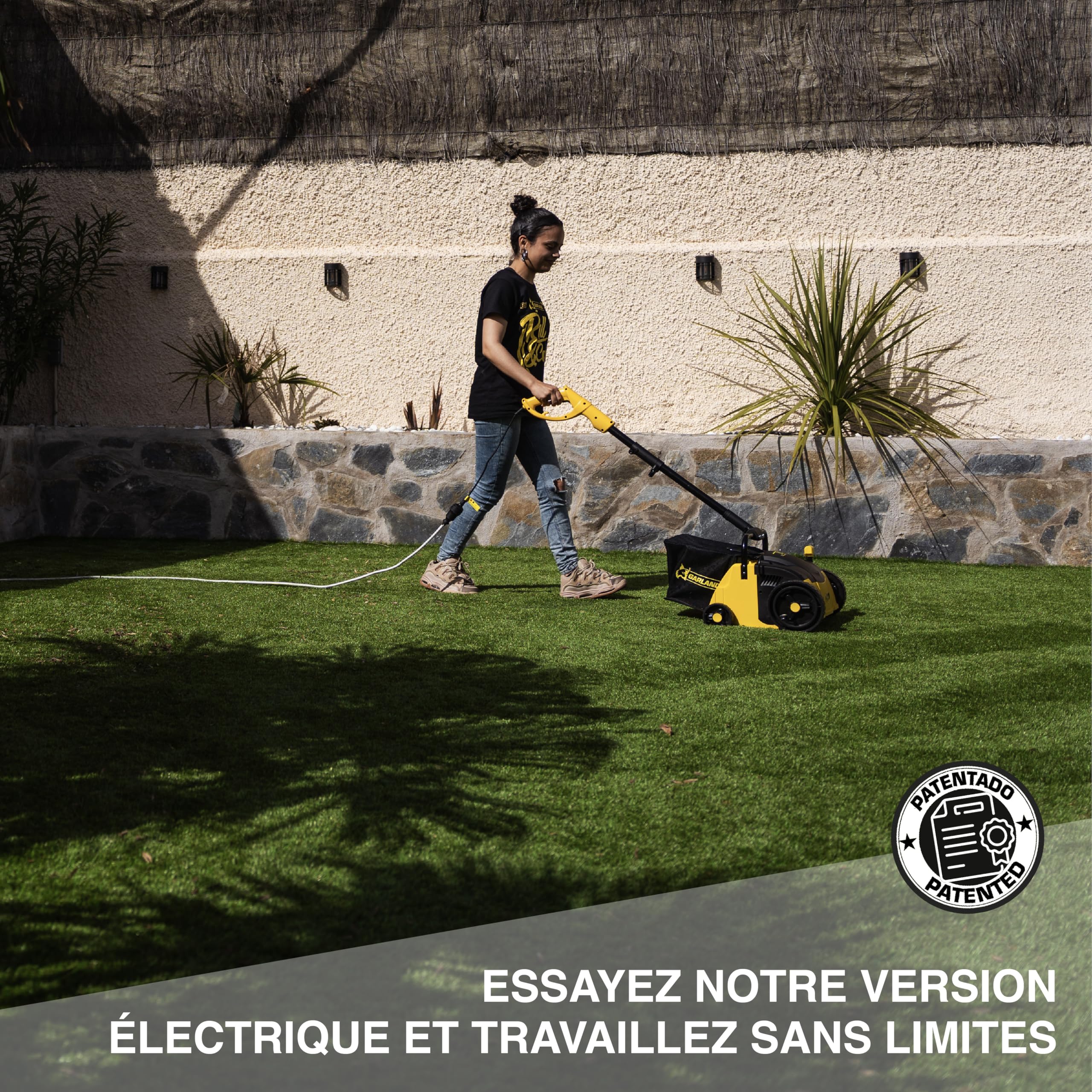 Garland - Balai pour Gazon Artificiel Roll&Comb 302E-V19 | 1.400 Watt | Branchement Électrique | Largeur de Travail 32 cm | Guidon à Bras Pivotant | Sac de Ramassage 25L