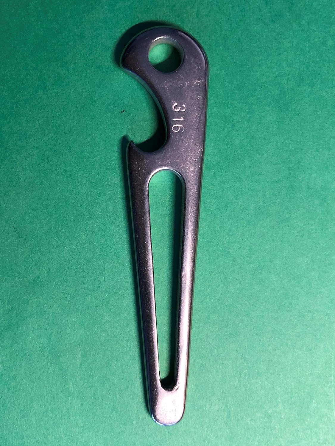 US STAINLESS Stainless Steel 316 Shackle Key with Bottle Opener Sailor Tool Screw Driver - Image 4