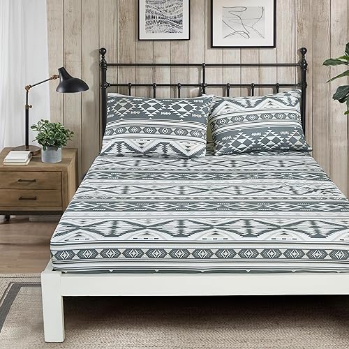 Vista 128 de Chezmoi Collection Juego de sábanas de 4 piezas tamaño King, color blanco, gris, negro, oso pardo, lobos, alces, pino, montaña, estampado, Estampado