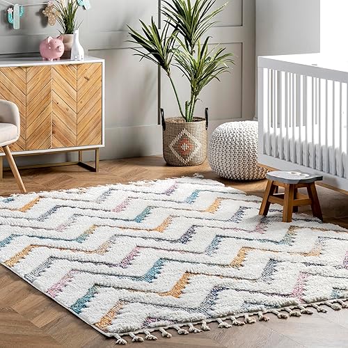 nuLOOM Rumi High-Low Chevron - Alfombra decorativa con borlas para niños, 3 x 5, color marfil