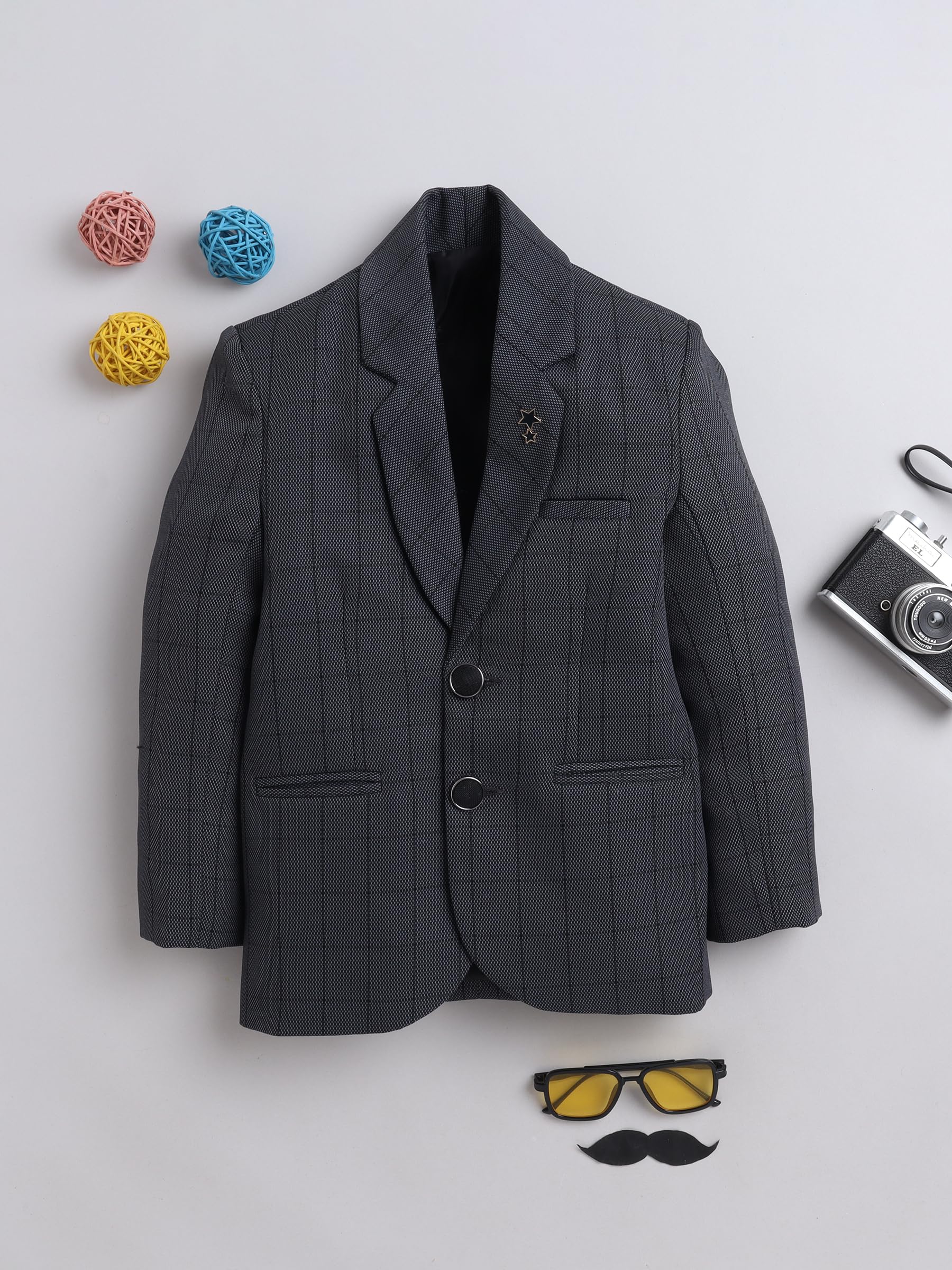 FOURFOLDS New Blazer 2-Button Single Breasted Closure, Buttoned Cuffs & Front Pockets Grey