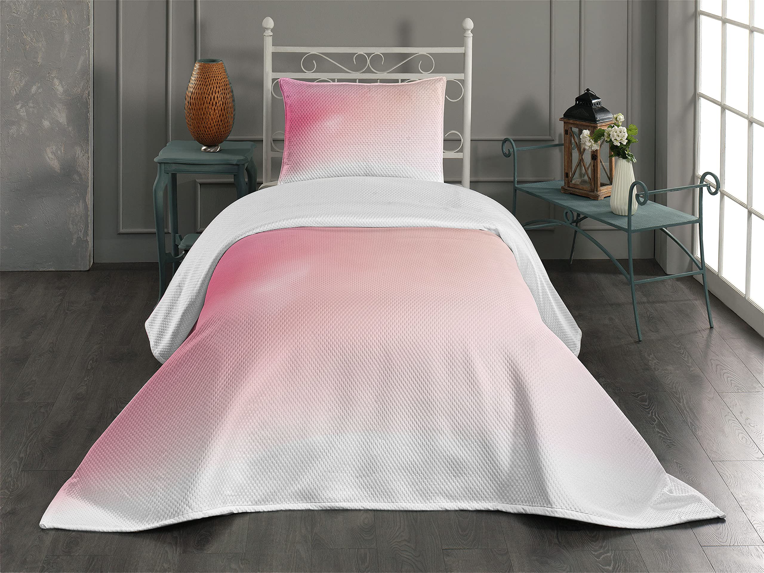 Ambesonne Pink Coverlet, Blurred Background Changing Colors Ombre Inspired Composition Dreamy Display, 2 Piece Decorative Quilted Bedspread Set with 1 Pillow Sham, Twin Size, Pink Peach White