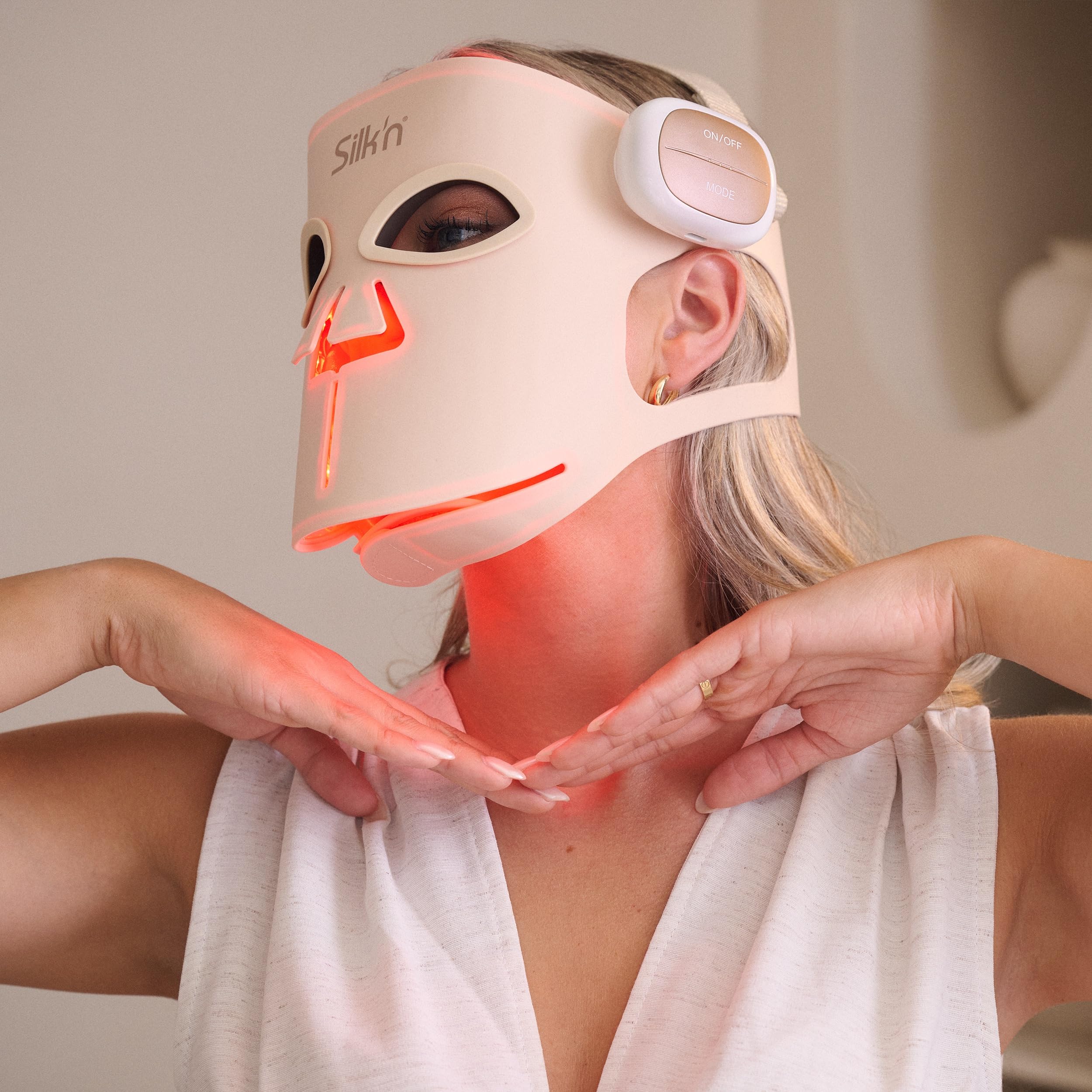 Silk'n masque visage LED - LED Face Mask Pro - Masque lumineux pour le collagène, anti-rides et anti-âge - Sans fil pour 130 minutes - Rose