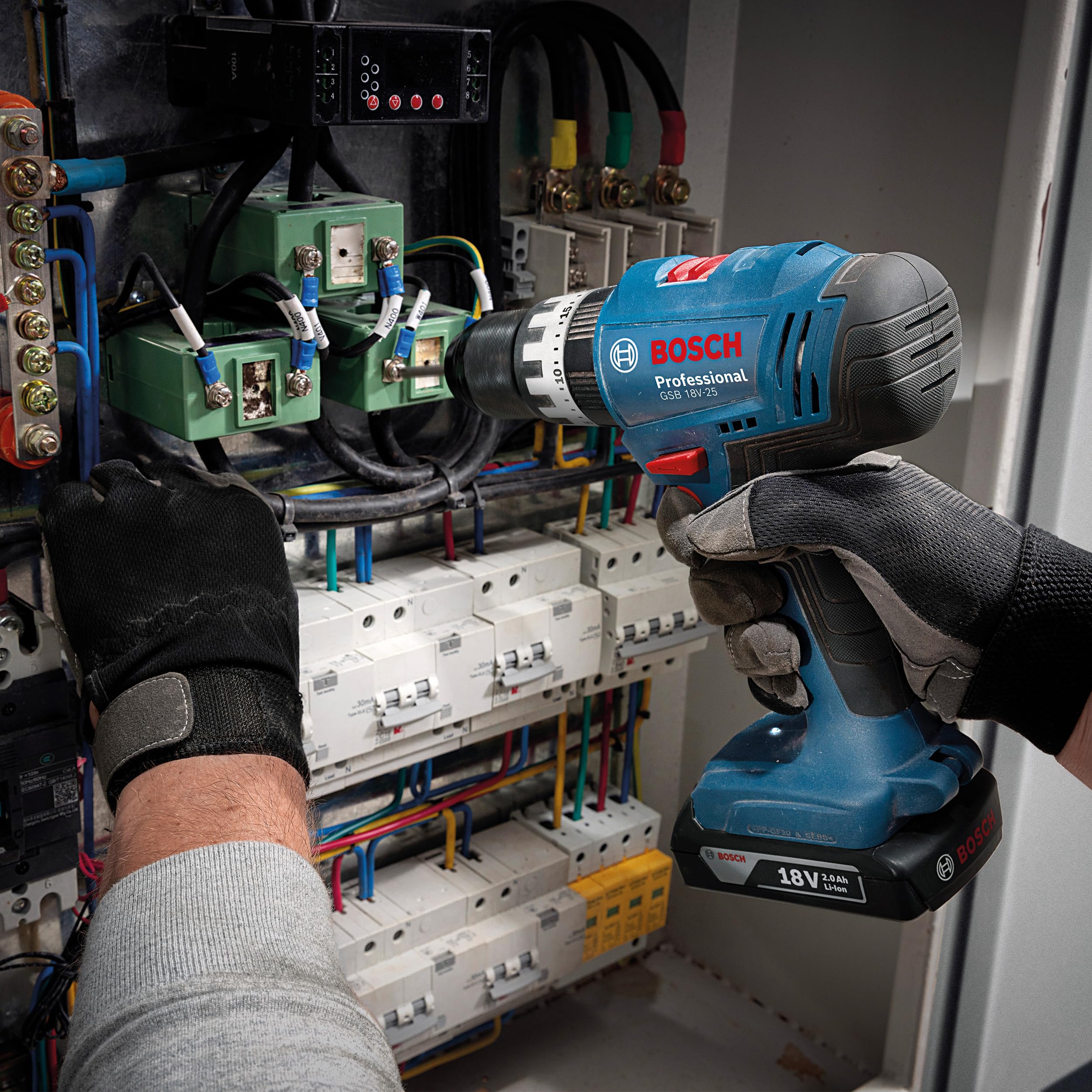 Bosch Professional 18V System Trapano-avvitatore con percussione a batteria GSB 18V-25 (Ø vite max. 10 mm, incl. 2 batterie GBA 2.0Ah, GAL 18V-40, L-BOXX) - 3