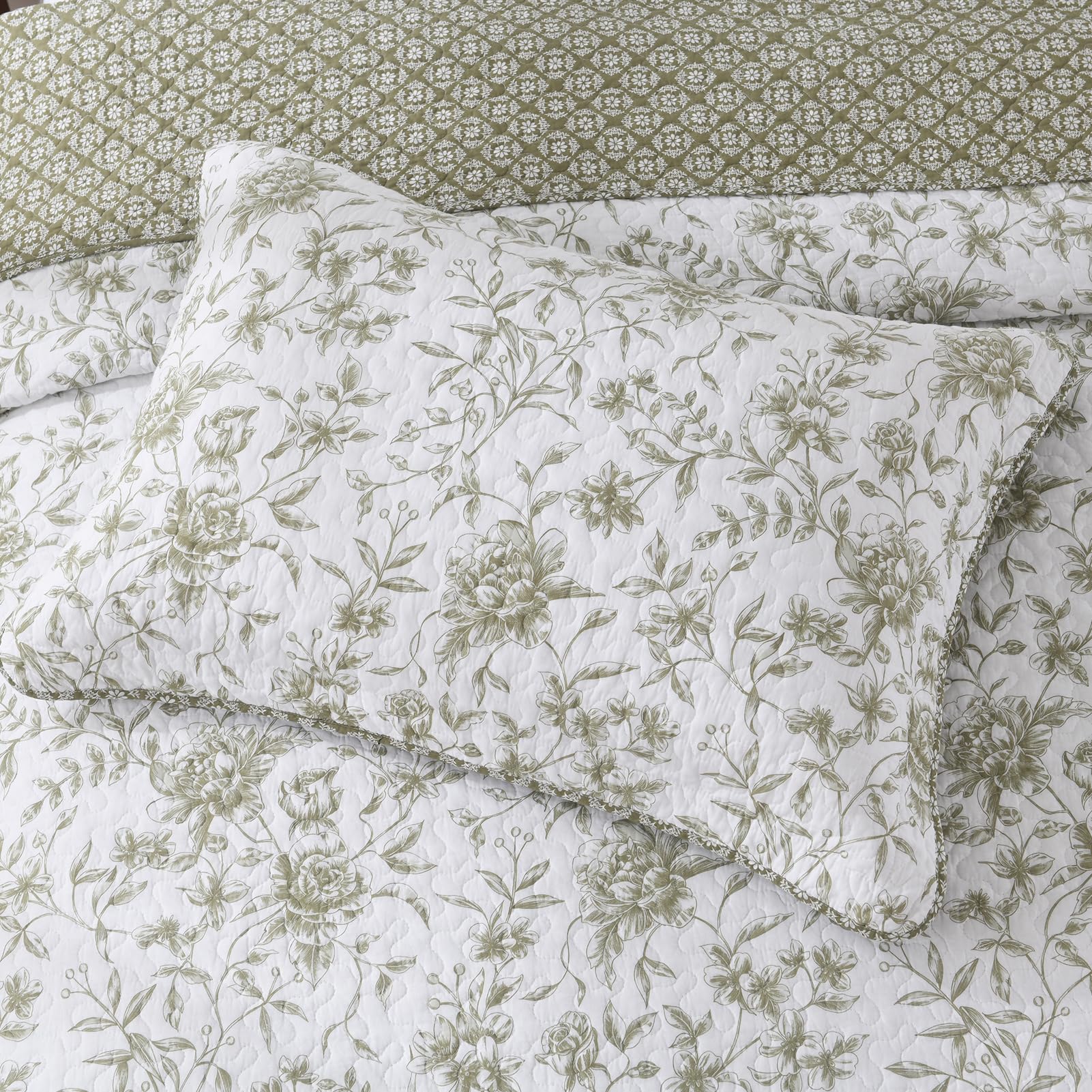 Photo 1 of DDUOXIN Oversized Queen Bedspread - 100% Cotton Botanical