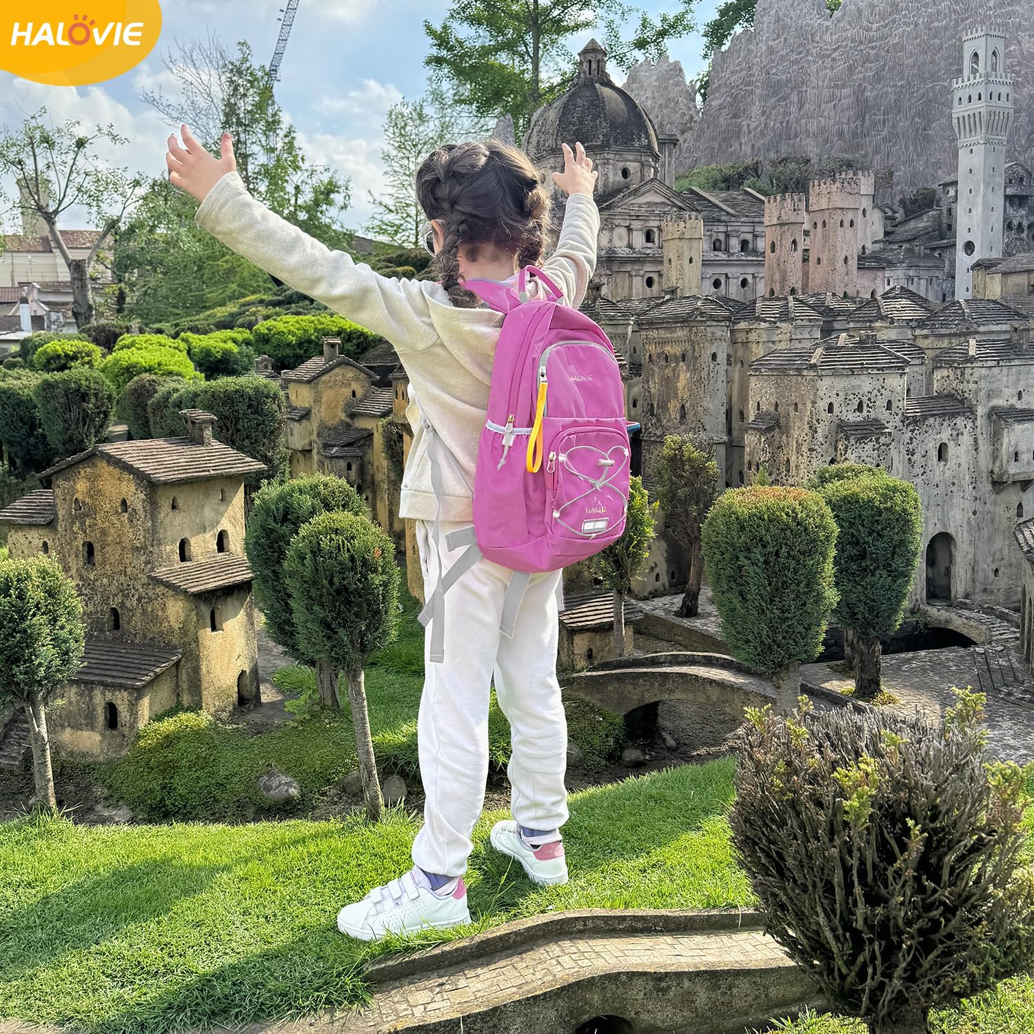 HALOVIE Kinderrucksack 12L mit Brustgurt für 6-10 Jahre Wanderrucksack Outdoor