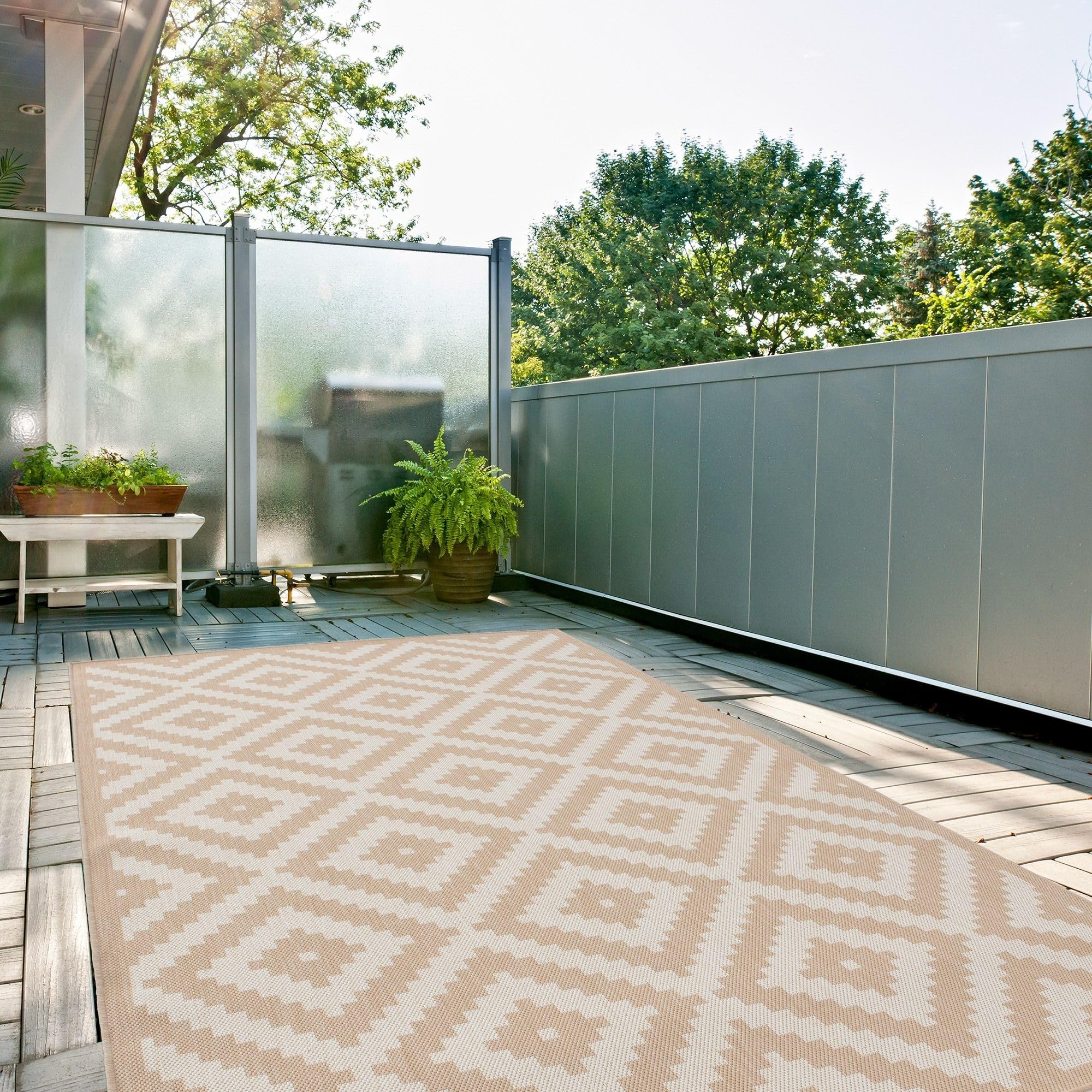 THE RUGS Outdoor Rug – Weather & UV Resistant Outdoor/Indoor Area Rugs - Durable Rugs for Patio, Deck, Garden, Kitchen, Bathroom or Living Room - Diamond, Beige, 240 x 340 cm