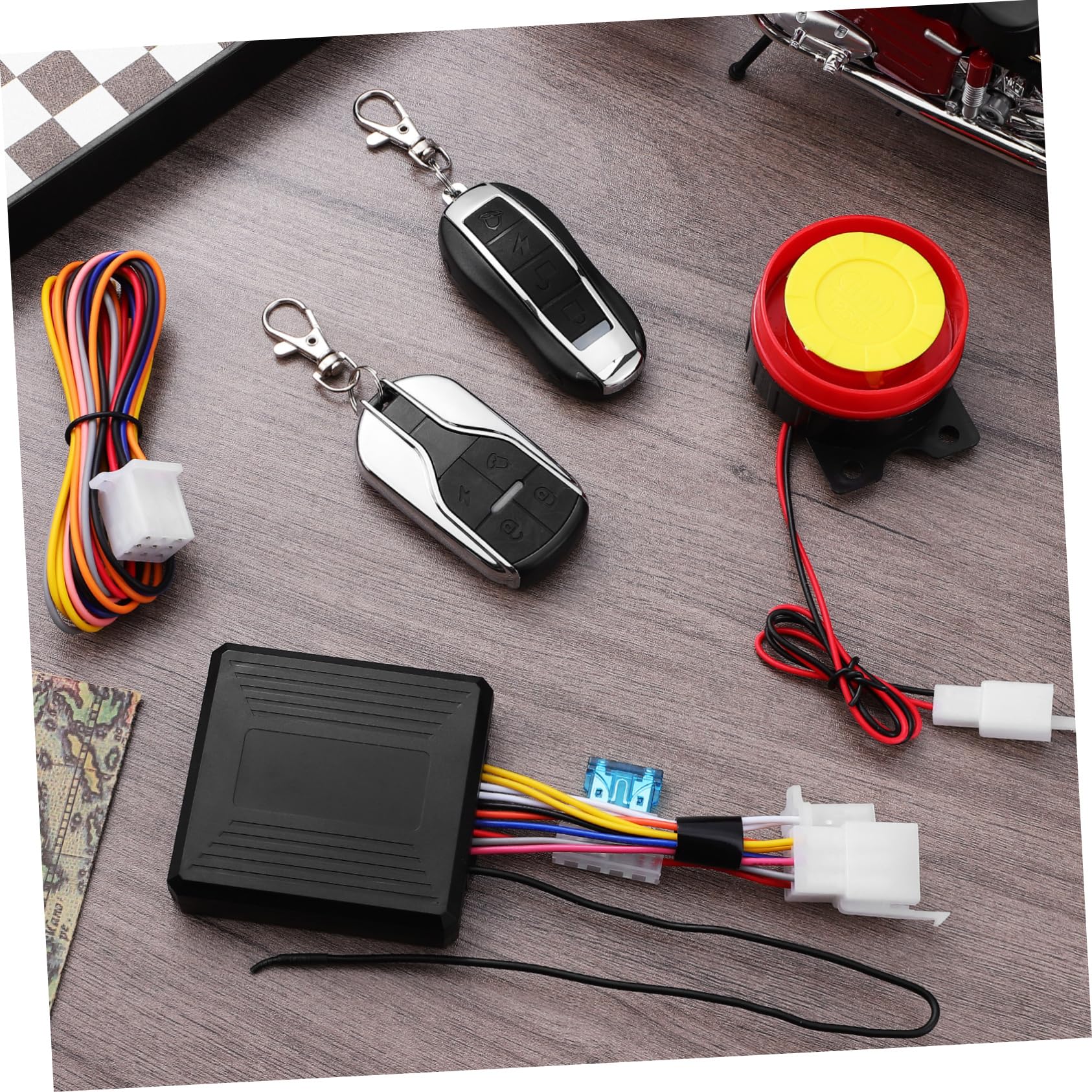 Sistema di Allarme per Moto 12v Avviamento Remoto, Sensibilità Regolabile e 2 Telecomandi, in Abs per Sicurezza del Veicolo
