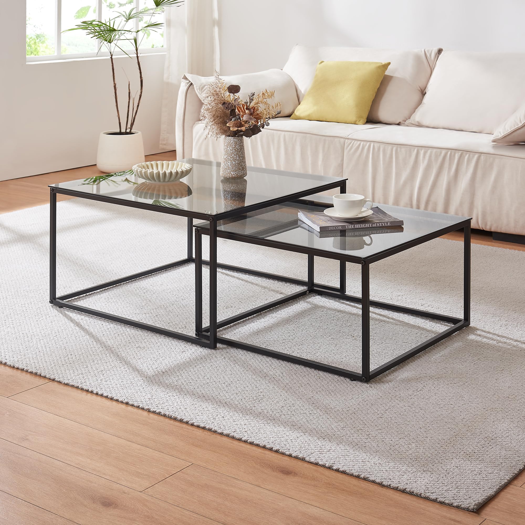 [en.casa] Lot de 2 Tables Basses Gigognes Ensemble de 2 Tables d'Appoint de Tailles Différentes Set de 2 Bouts de Canapé Design Industriel Gain de Place Acier Verre Trempé Noir Verre Fumé Gris