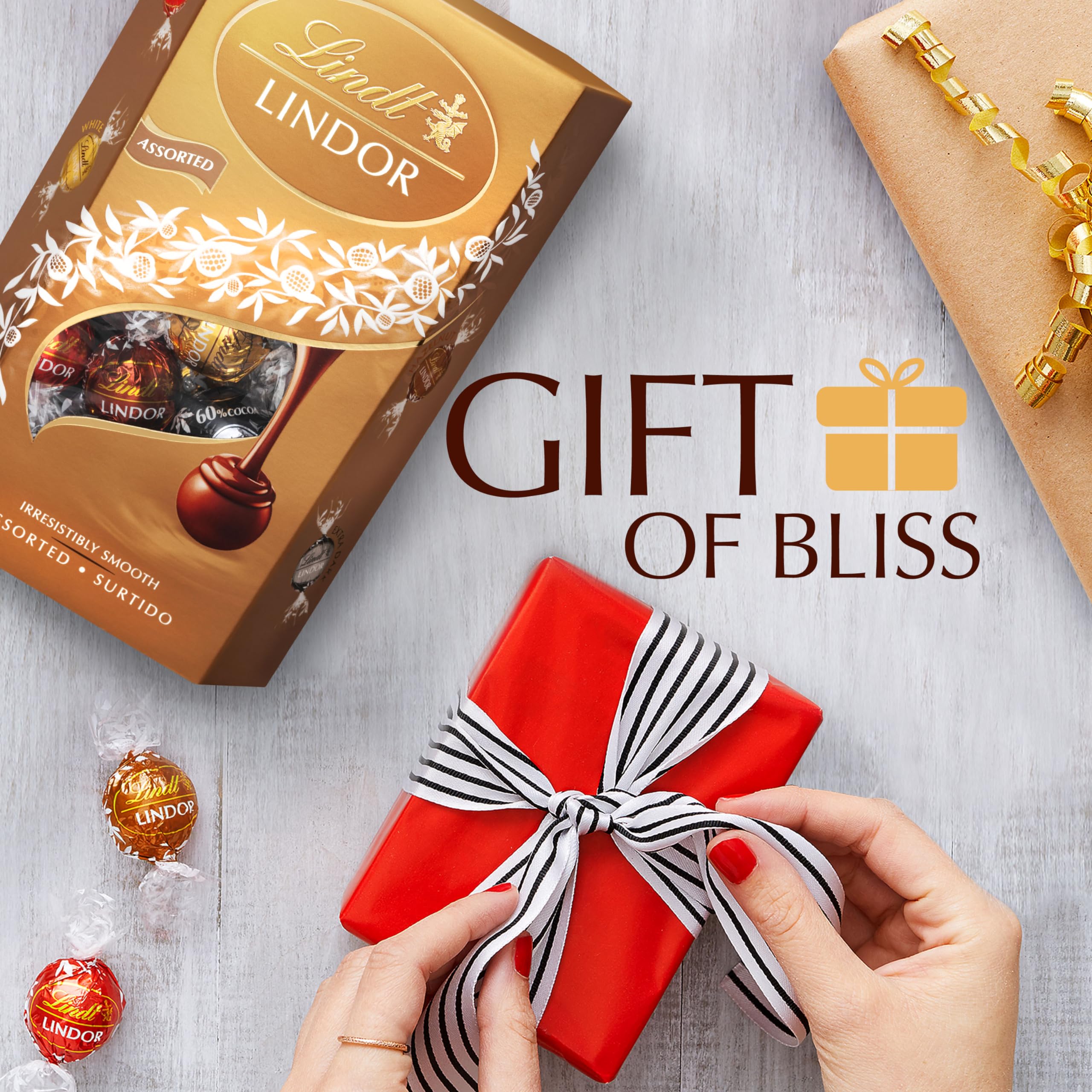 Lindt Lindor Assorted Chocolate Truffles Box, 337 g