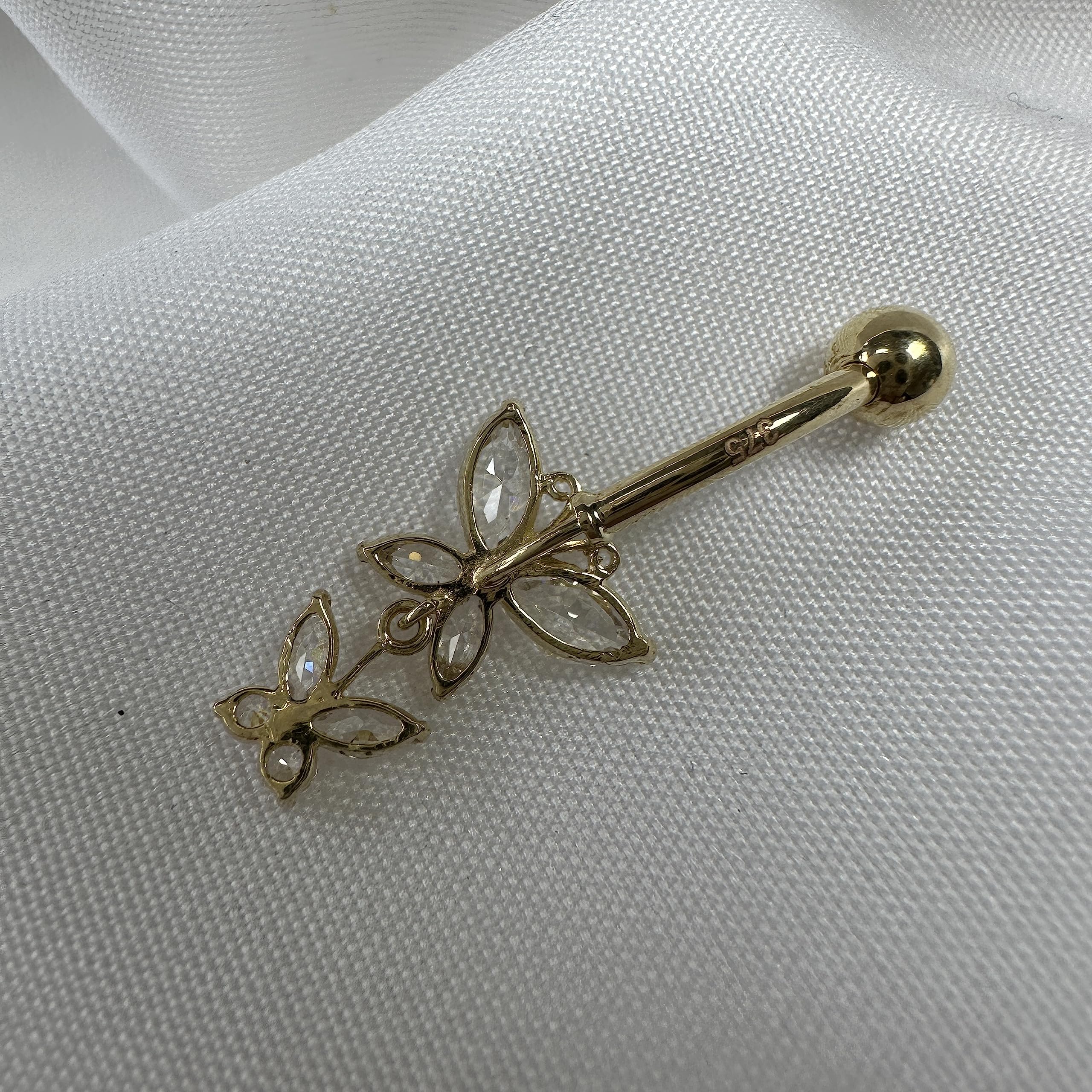 Piercing per ombelico in oro giallo 9kt con due farfalle (di cui una pendente) di pietre Cubic Zirconia CZ - chiusura a sfera
