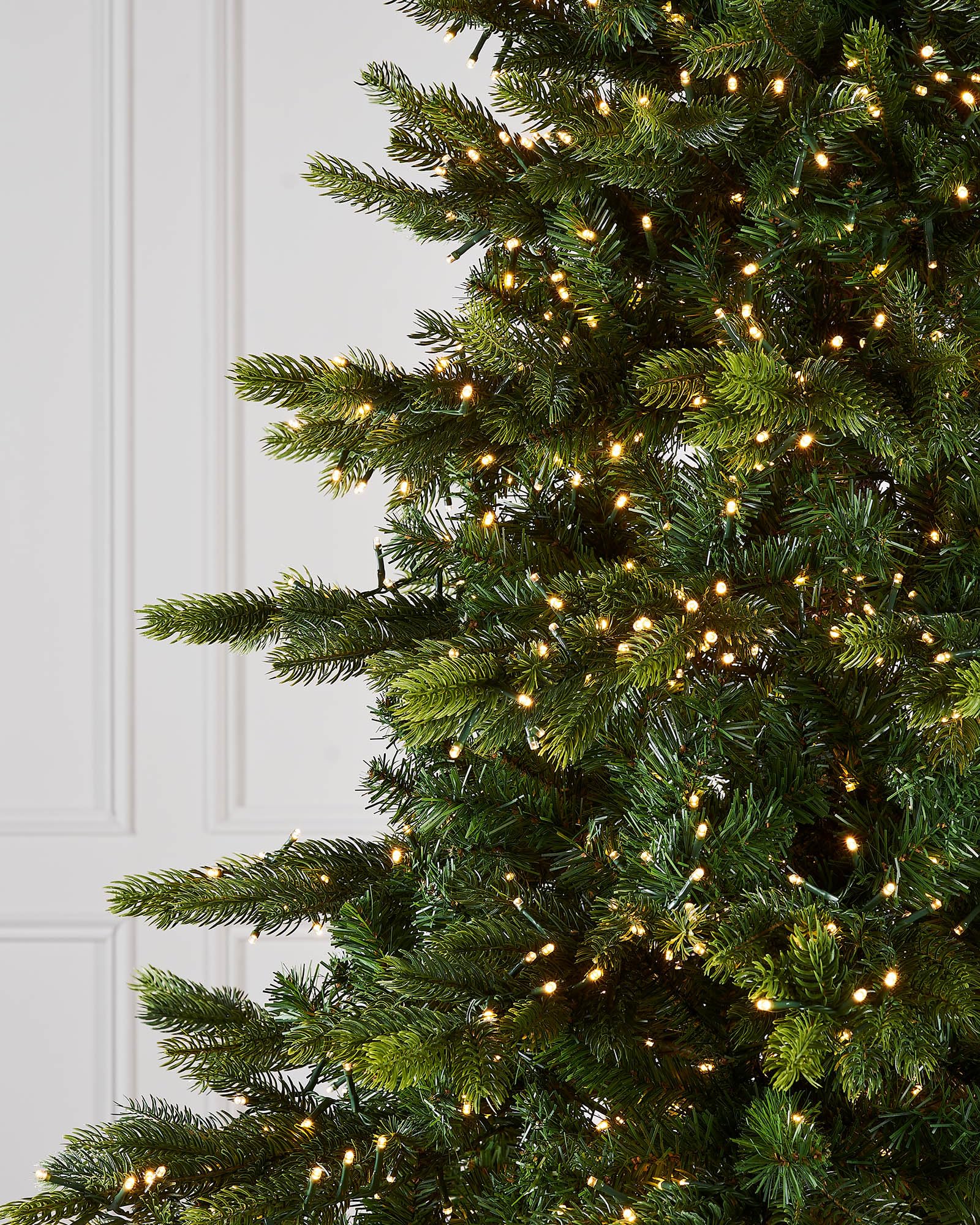 WeRChristmas 2750 Compact LED Light String, Warm White - Image 2