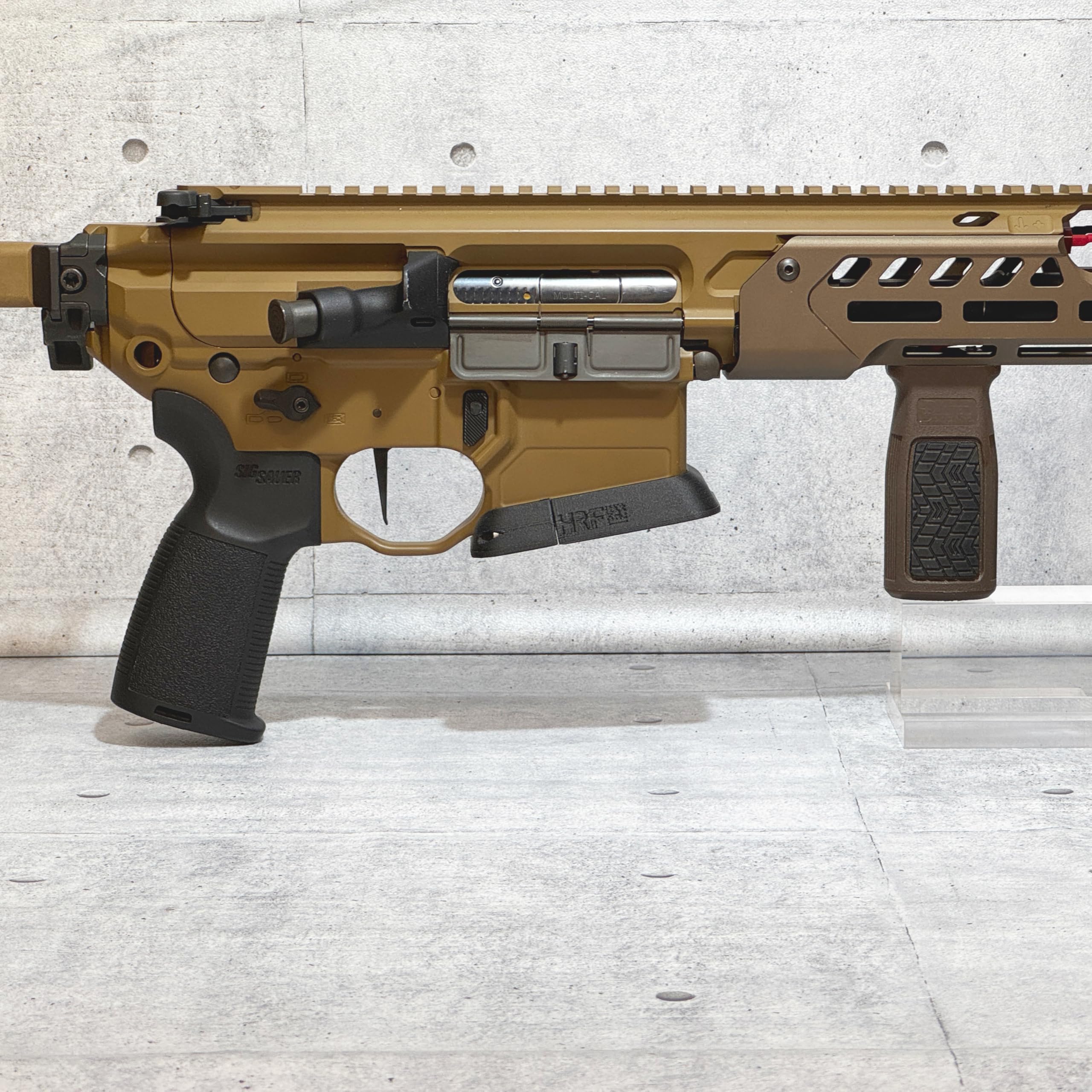 Amazon | HRF RCMタイプ SIG MCX 電動ガン用マグウェル | モデルガン