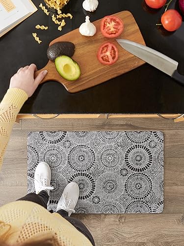 Miniatura 7 de DII Colección Tufted Mat Interior  exterior, respaldo de cojín de espuma de PVC, 17.75 x 29.5, caleidoscopio negro