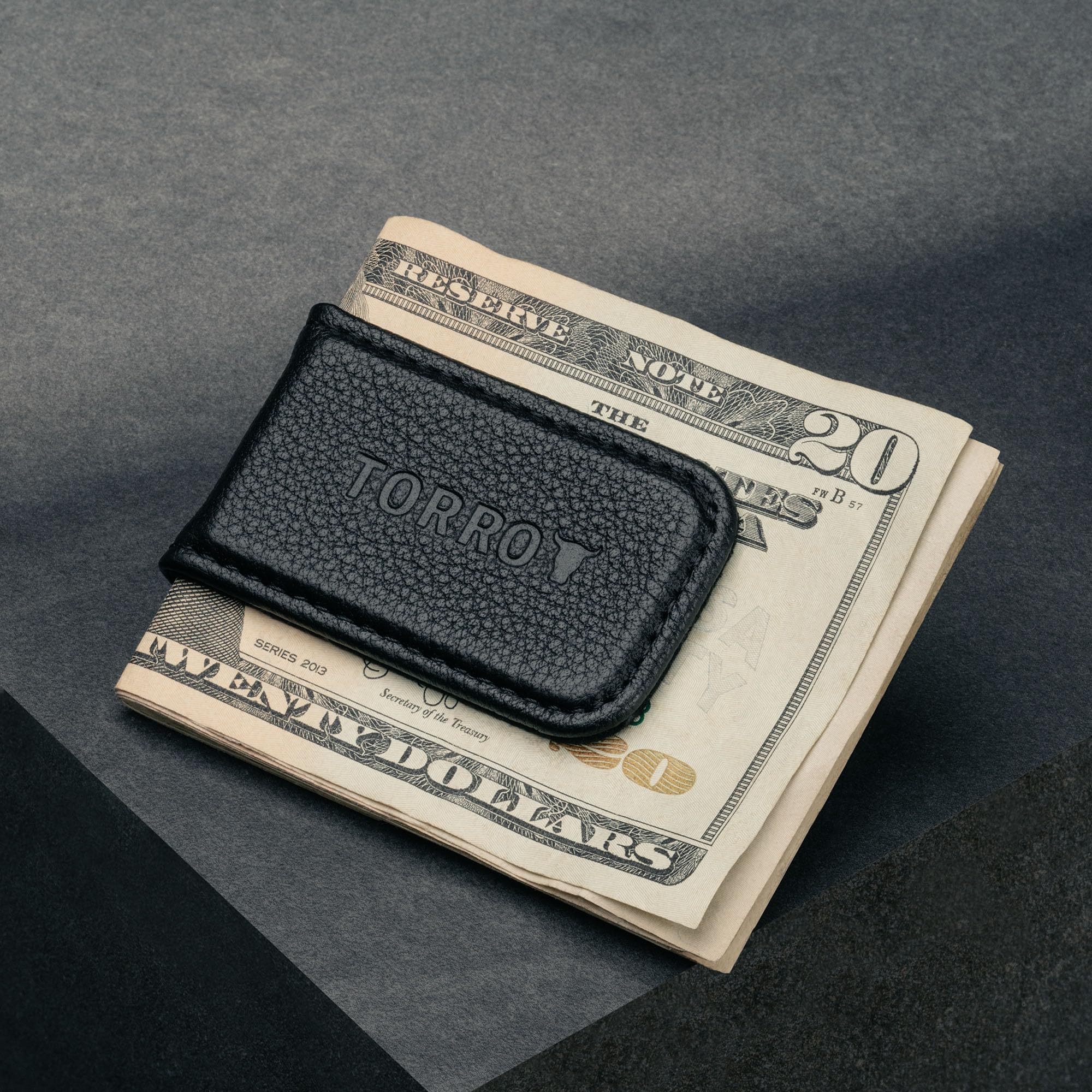 TORRO Skórzany Klips na Banknoty – Najwyższej Jakości Skórzany Magnetyczny Klips na Banknoty z Wyściółką z Mikrofibry (Czarny)