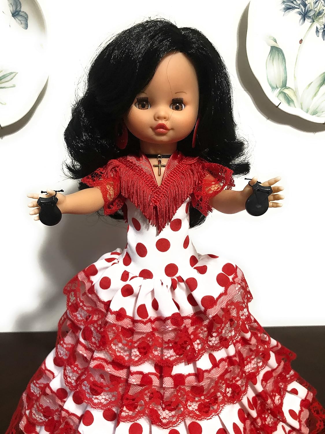 Muñeca Religiosa Gitana Espiritual Morena Española Bailadora Flamenca Andalusa. Muñeca Coleccionismo y Decoración. 17 inch 42 cm. (Blanca Lunar Rojo)