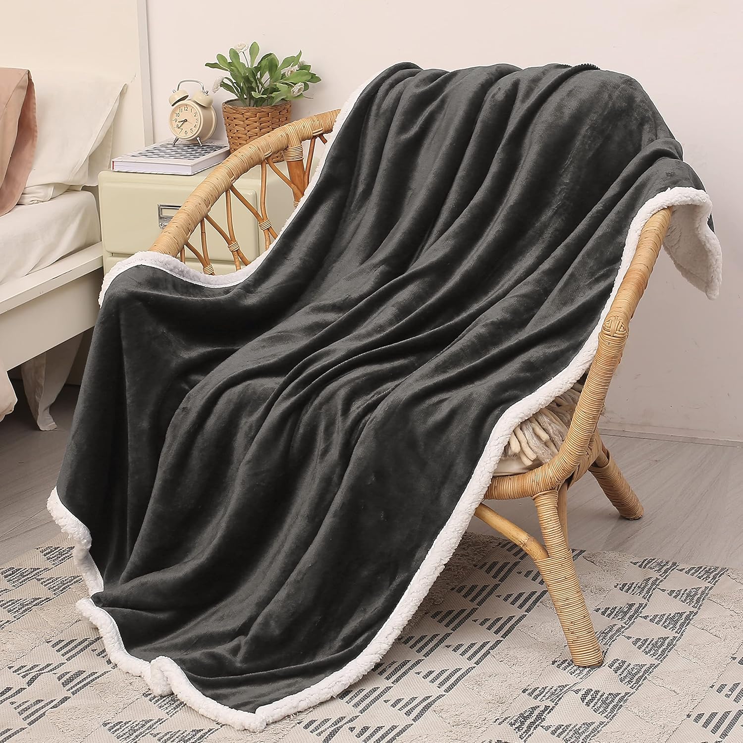 Topblan Manta Con Peso Para Adultos De 20 Libras, Suave, Acogedora Y Cálida Con Sherpa De Doble Cara Manta Pesada Mullida Para Dormir Y Relajarse
