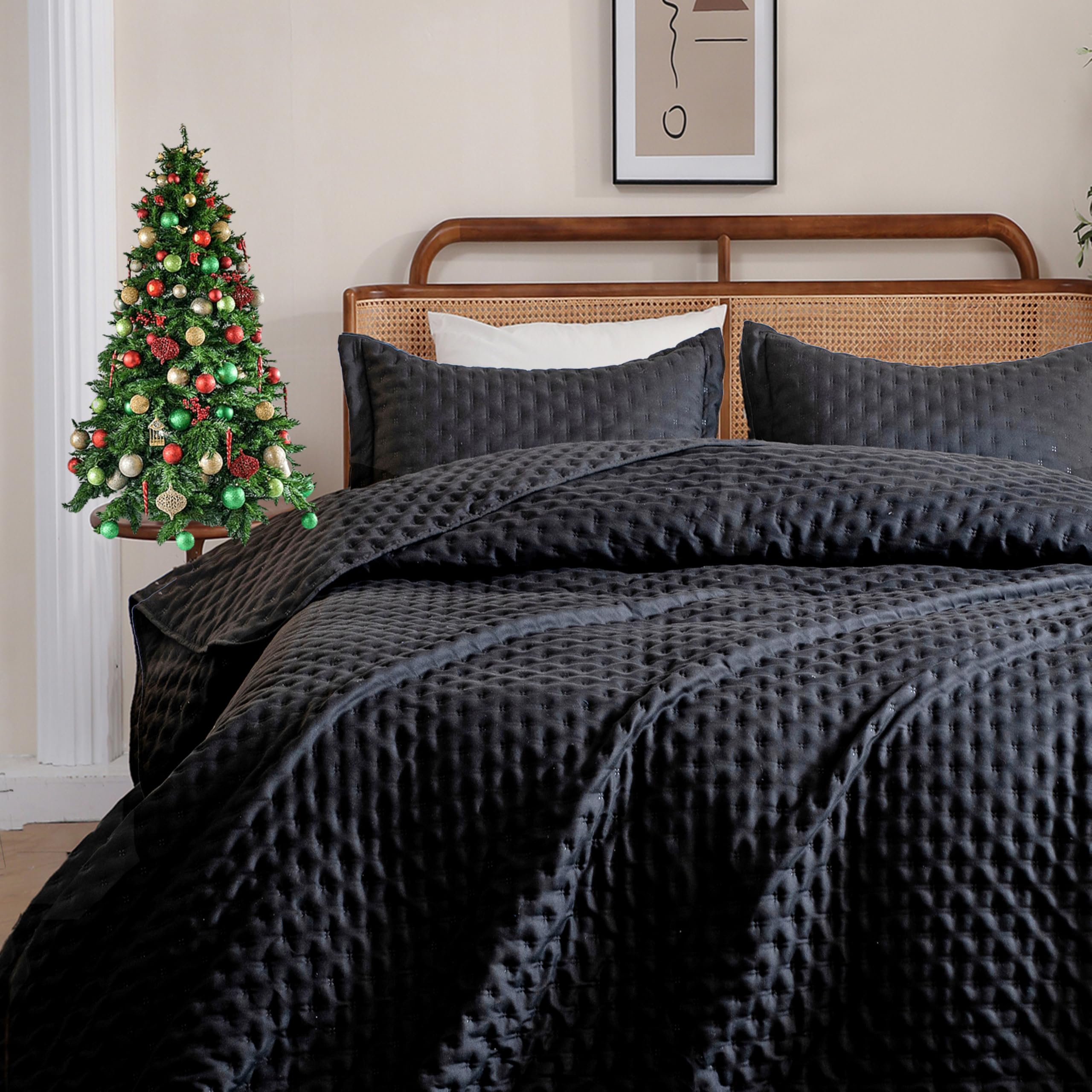 DOWNCOOL Queen Quilt Bedding Set, 3 Pcs Soft Queen Quilt Set, All Season Lightweight Bedspread Coverlet, Black Queen Size Quilt(90"x96") & 2 Pillow Shams(20"x26"+2")