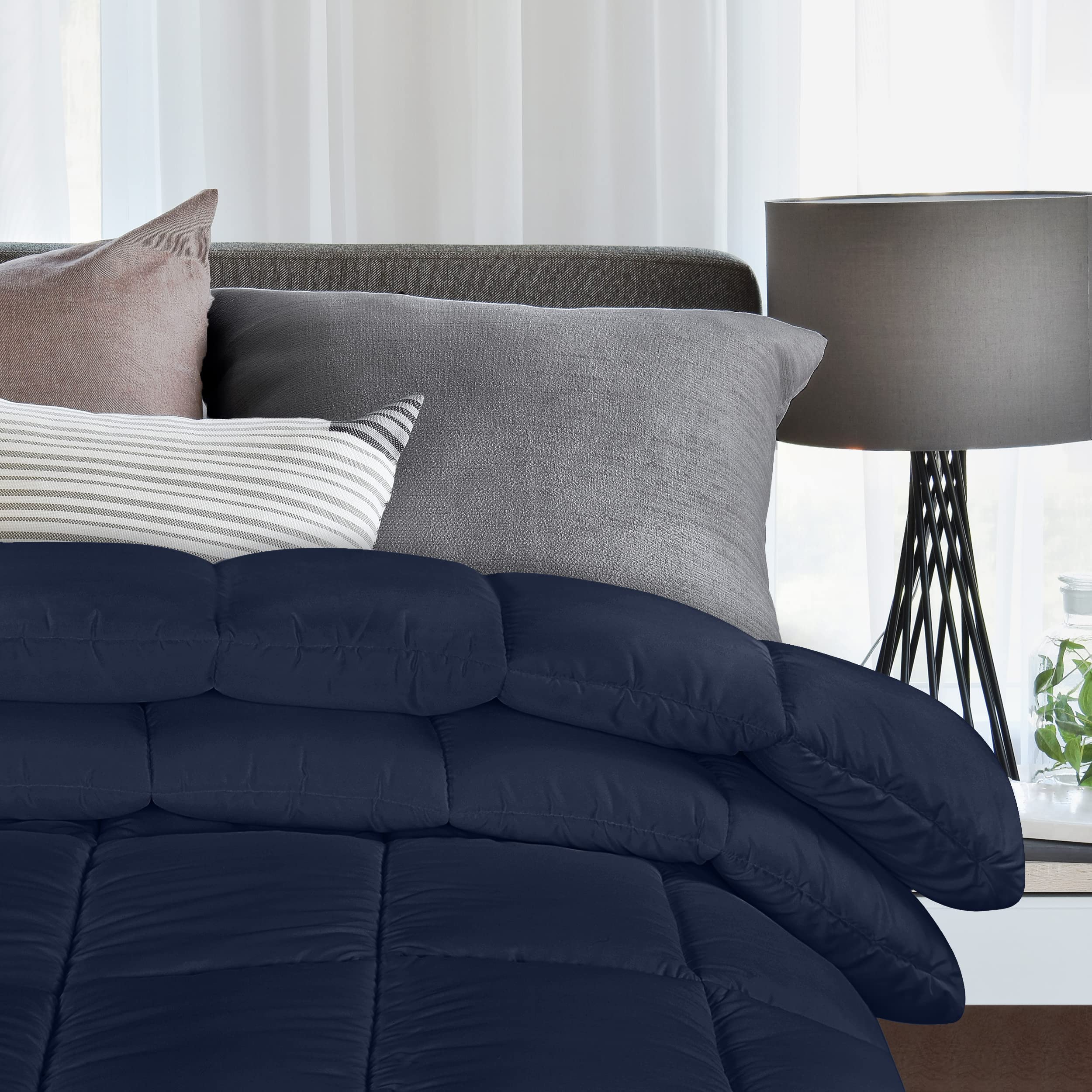 Utopia Bedding Invernale Piumone - Piumino matrimoniale - Piumino Letto Matrimoniale - Trapunta Matrimoniale - 100% Microfibra in Fibra Cava (Blu Navy, 230 x 220 cm 350 GSM)