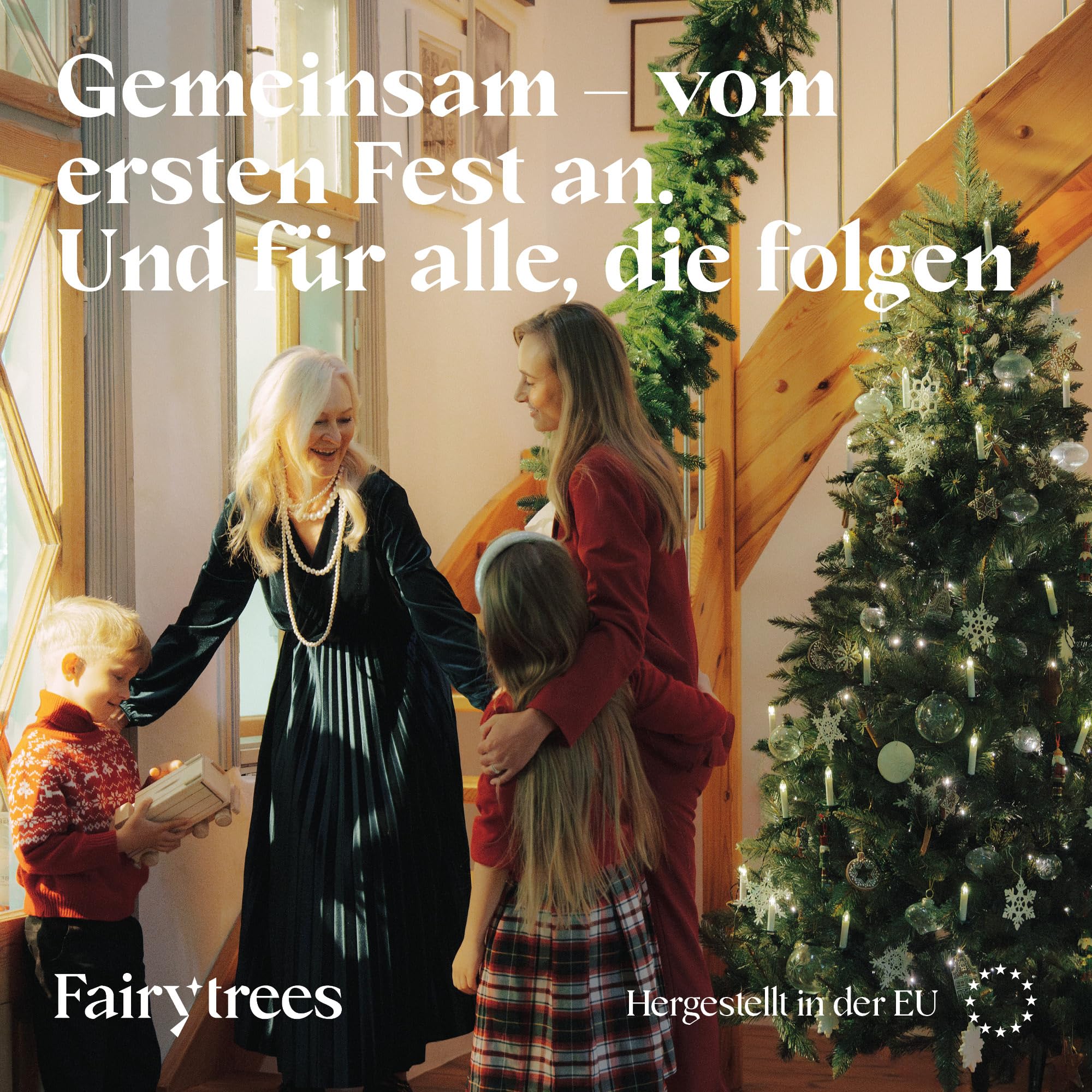FairyTrees Weihnachtsbaum künstlich 180cm FICHTE Natur mit Christbaum Holzständer | Tannenbaum künstlich mit grünem Stamm | Made in EU