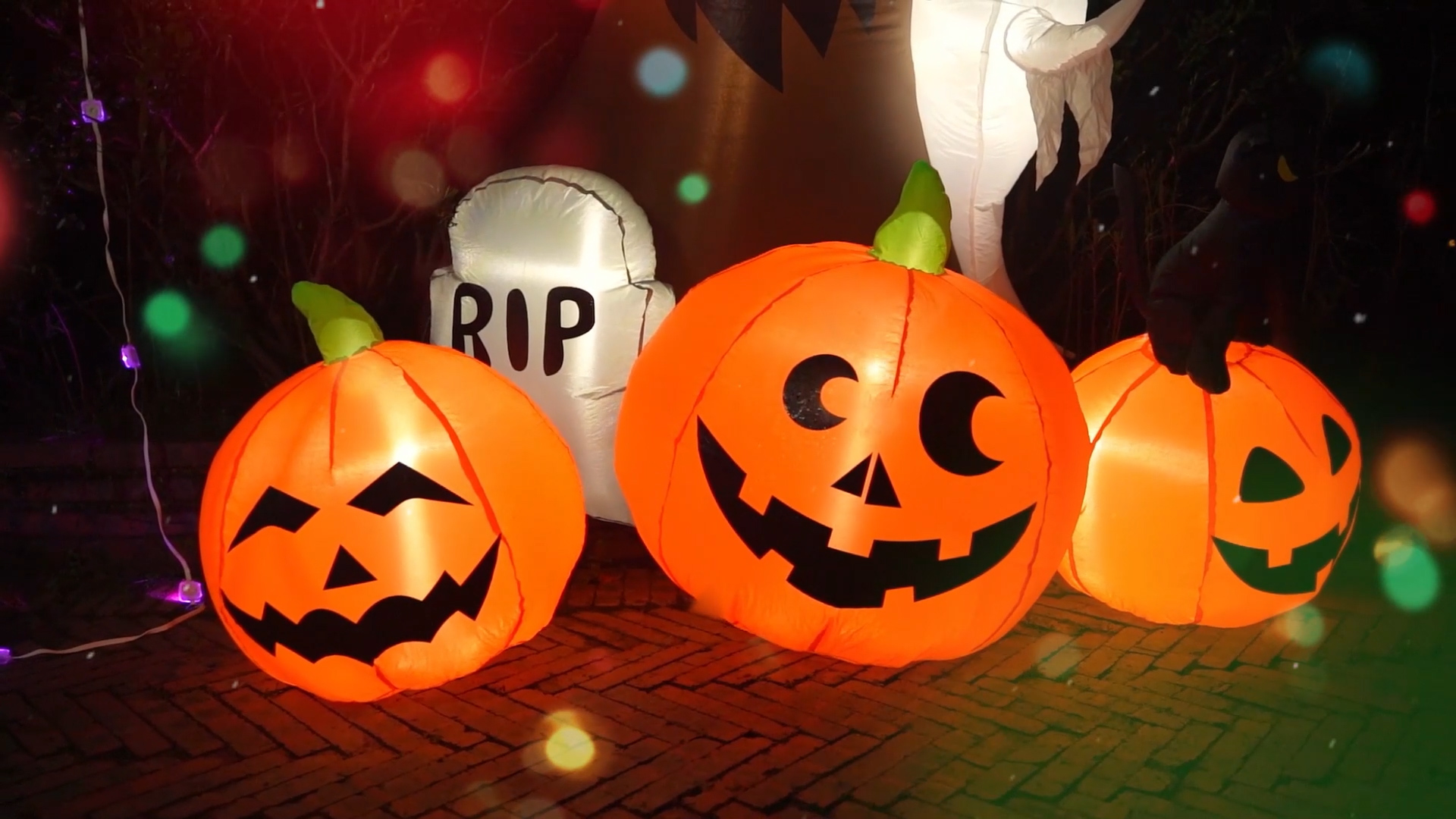 Decorazione Halloween Gonfiabile Albero Fantasma Con Strega - 240 Cm, Luci LED Integrate, Per Giardino E Cortile