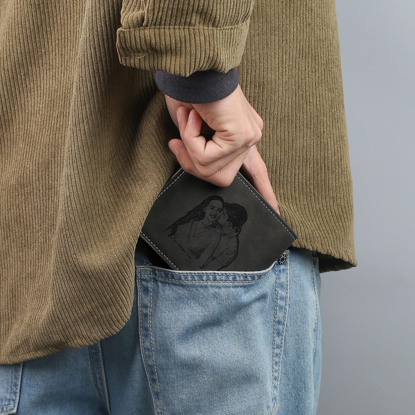 Portefeuille Personnalisé pour Homme, Portefeuille en Cuir Gravé des Initial et du Nom, Portefeuille RFID pour Homme, Cadeau Fête des Pères, Cadeaux d'anniversaire pour Mari (Noir)