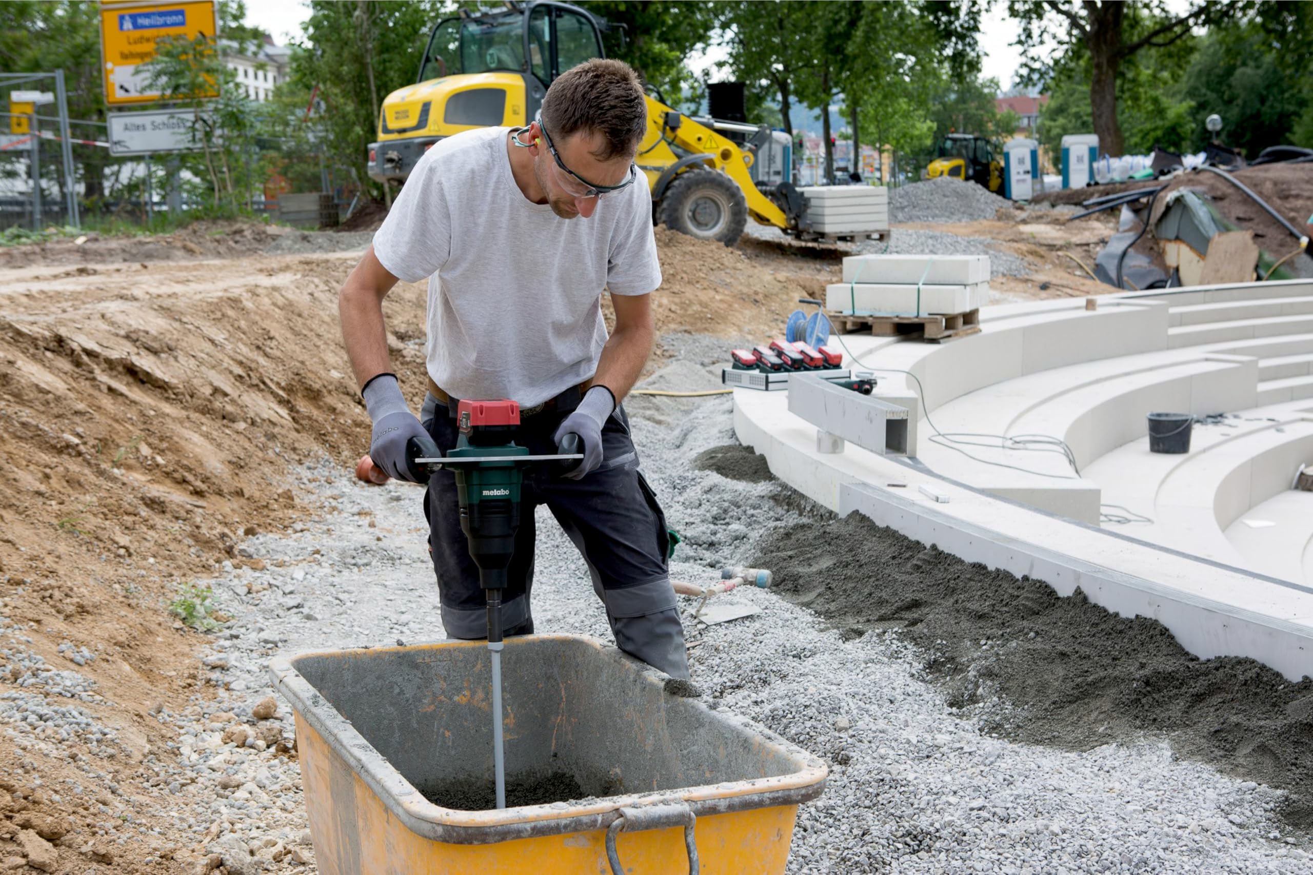 metabo Akku-Rührwerk RW 18 LTX 120, 18 V Rührgerät für Beton & Mörtel