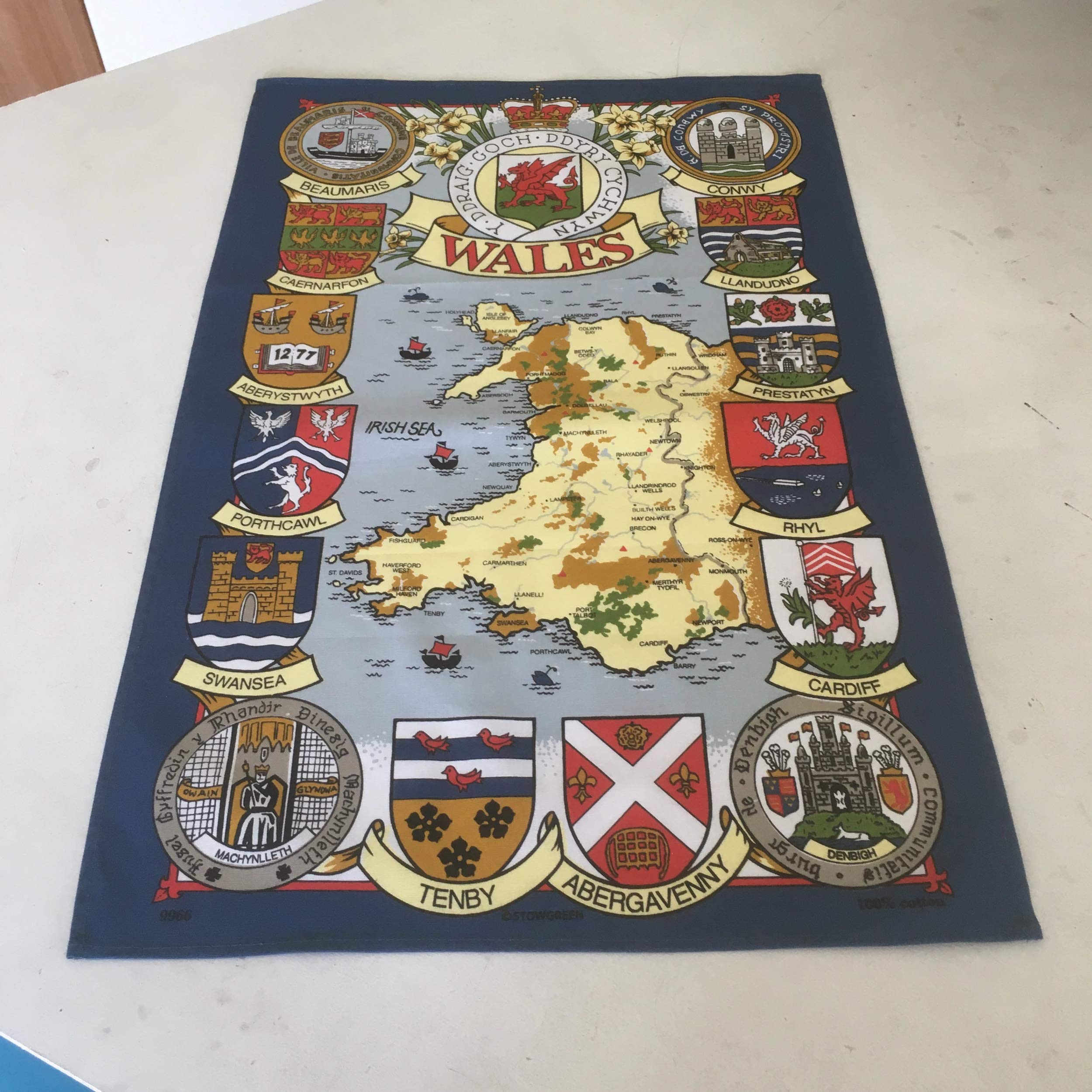 Pendragon Wales Map & Crest Large Tea Towel [Wt30]