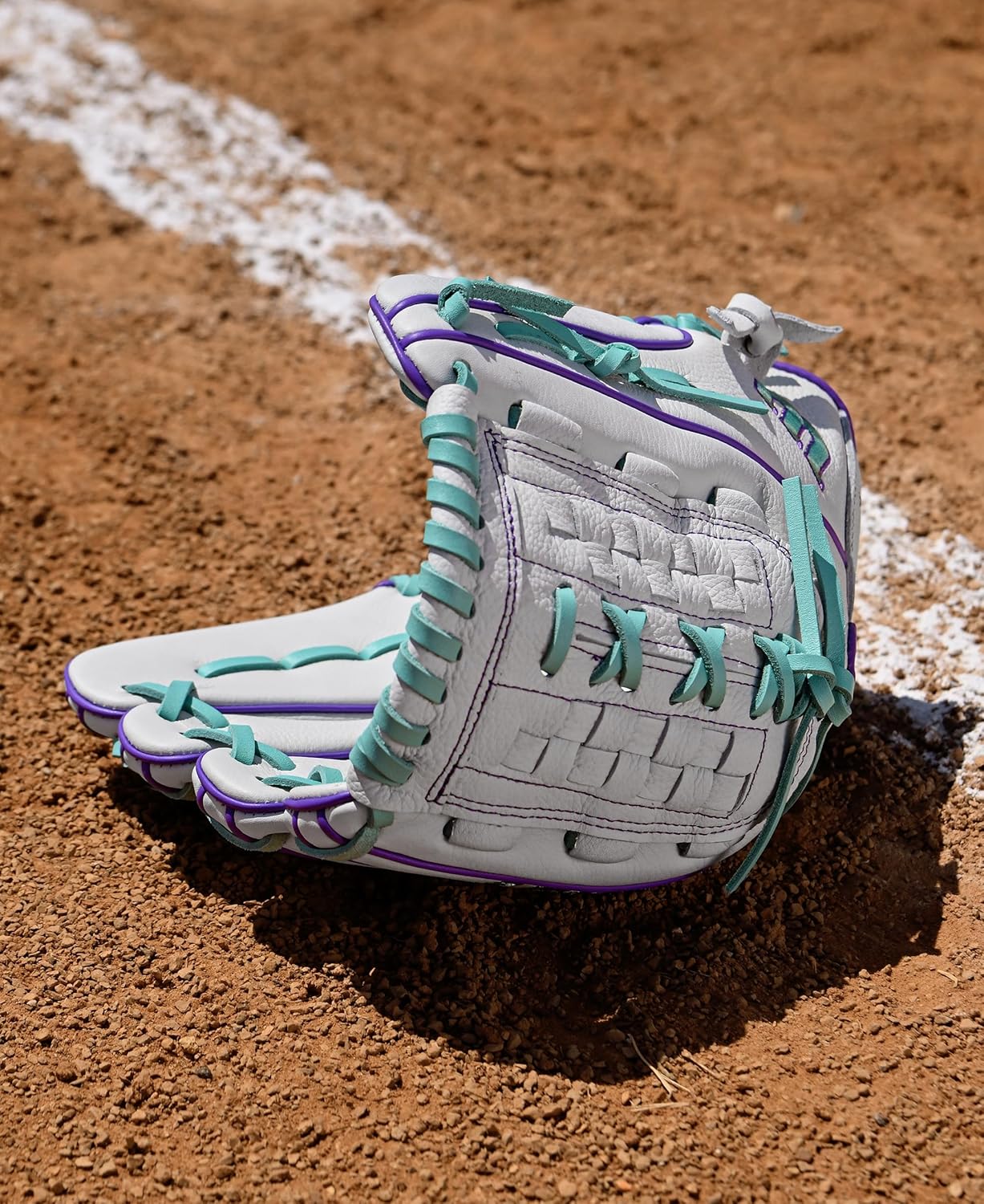 Wilson 2026 A500 Siren Fastpitch Softball Gloves