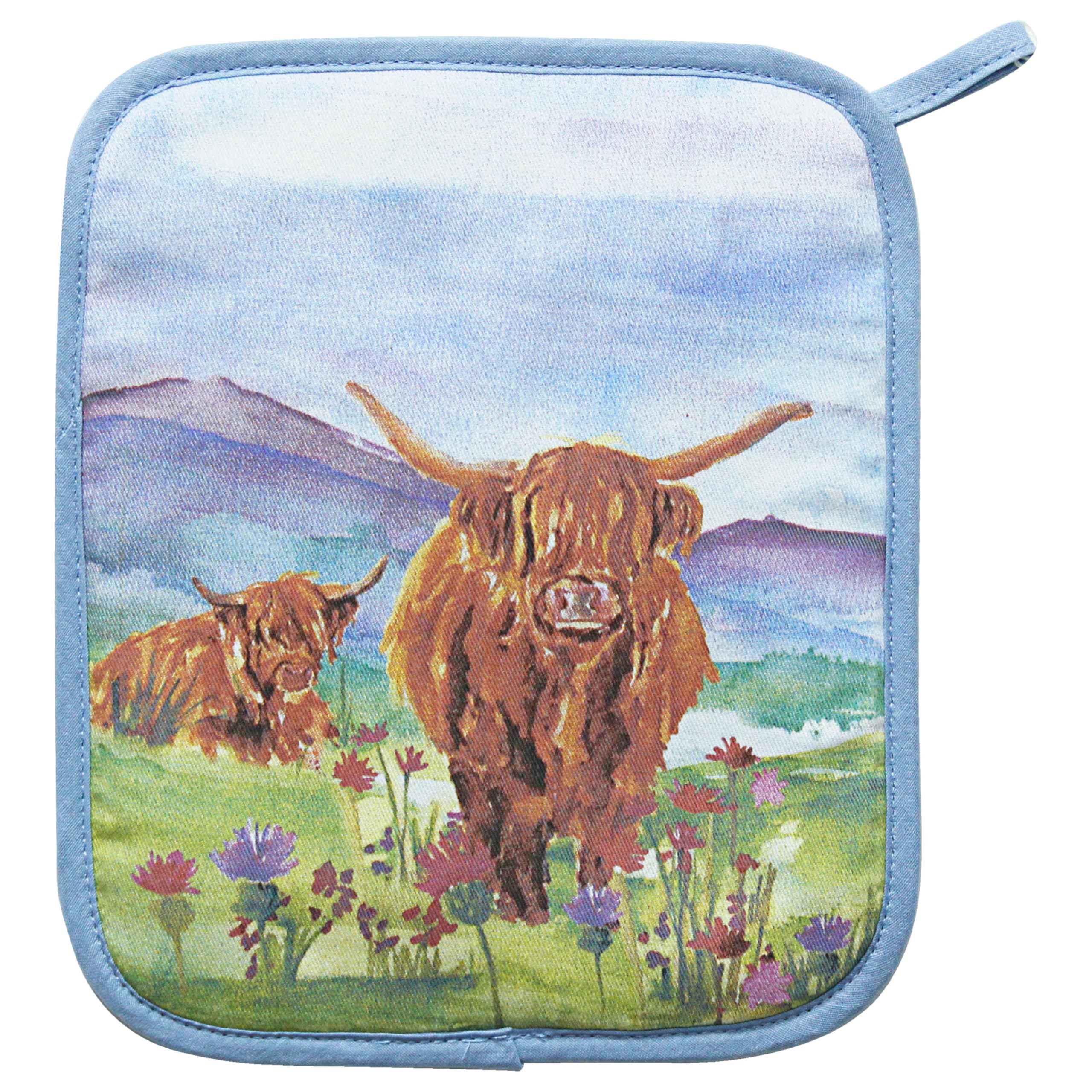 The Leonardo Collection Jennifer Rose Highland Cow Pot Holder | Heat-Resistant Cotton Kitchen Potholder | Protective Pot Holders for Cooking & Baking for Home Chefs
