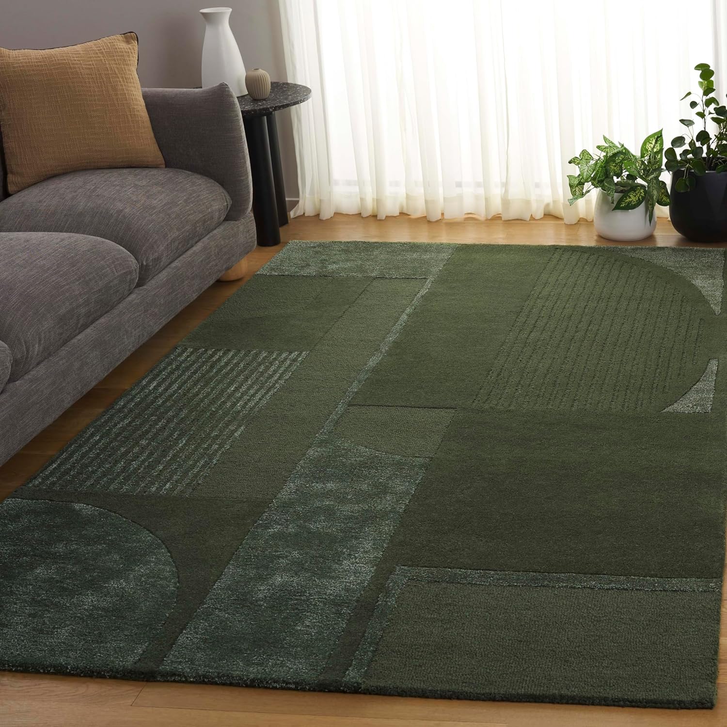 SAFAVIEH Area Rug 4' Square - Fifth Avenue Collection - Green, Handmade Wool & Viscose, Ideal for Living Room, Bedroom, Dining Space (FTV251Y)