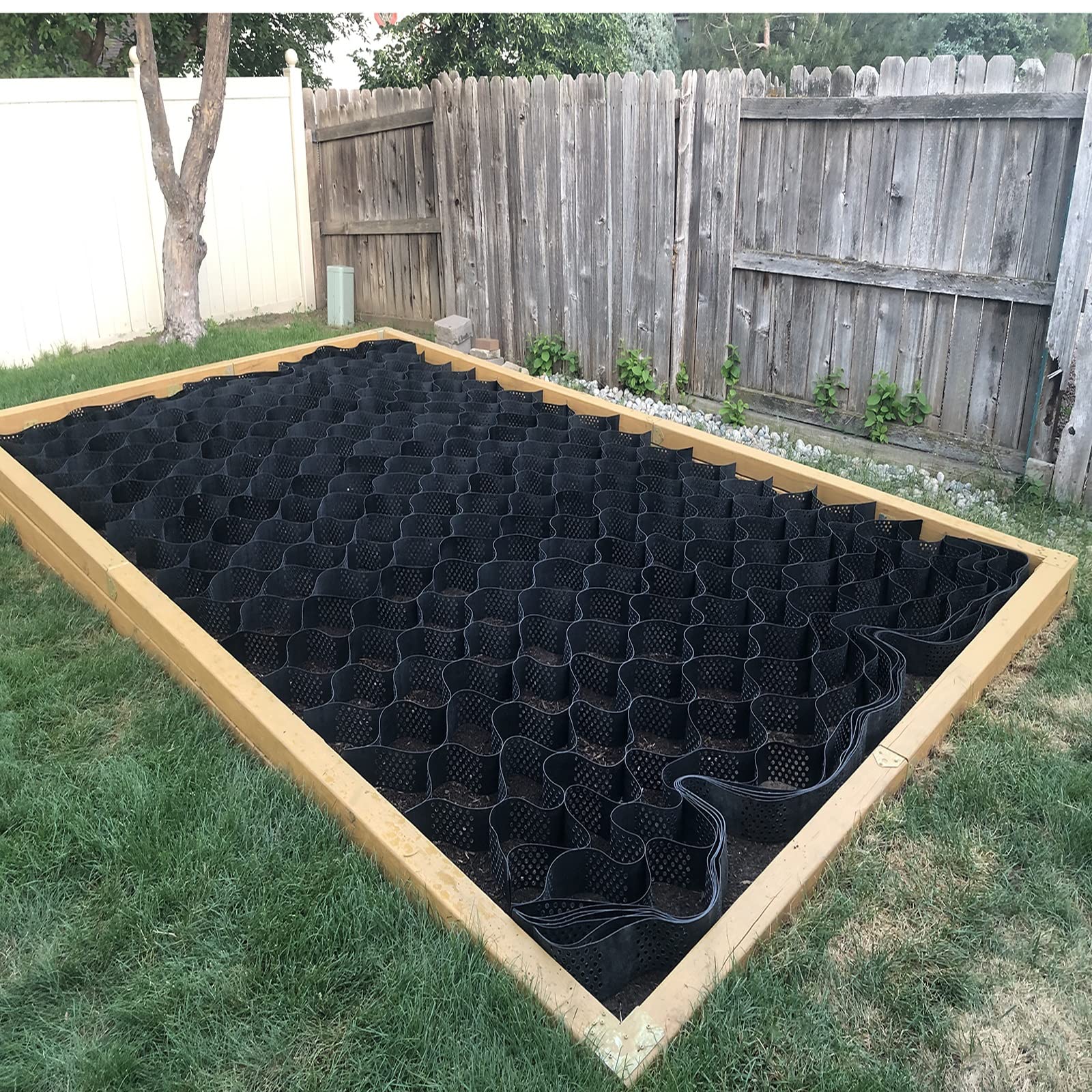 Amazon Co Jp 砂利保護材 地盤安定材 固定材 透水性舗装 パーキングパッド キャンピングカー用 グラベルグリッドジオグリッド 中庭 馬の農場 道路基地の場合 カットしやすい Size 3m X 4m 10ft X 13ft Diy 工具 ガーデン