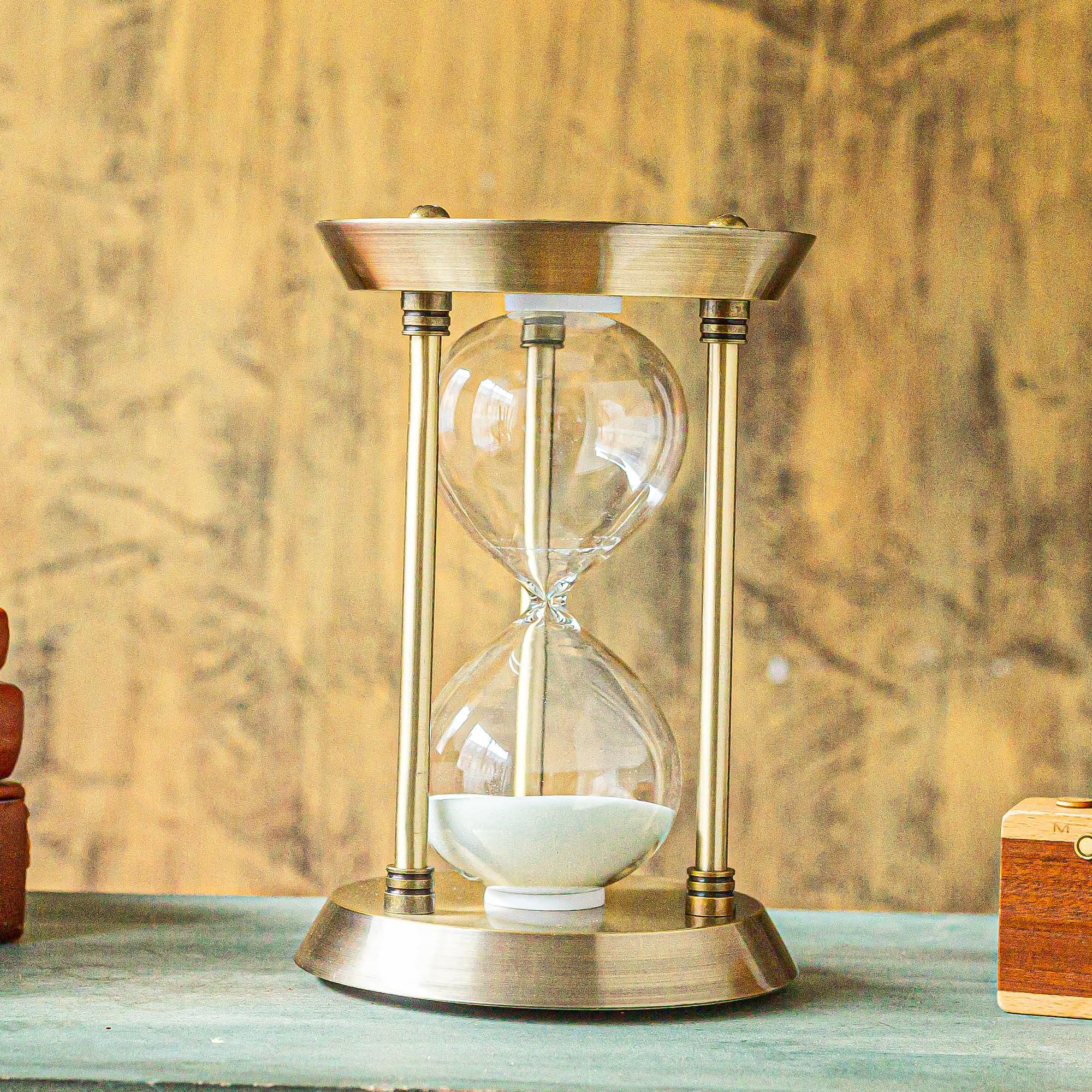 Clessidra Vintage In Ottone E Legno Con Sabbia Grigia | Timer Da 10 Minuti, Decorazione Da Scrivania Per Casa E Ufficio, Regalo Unico - 2