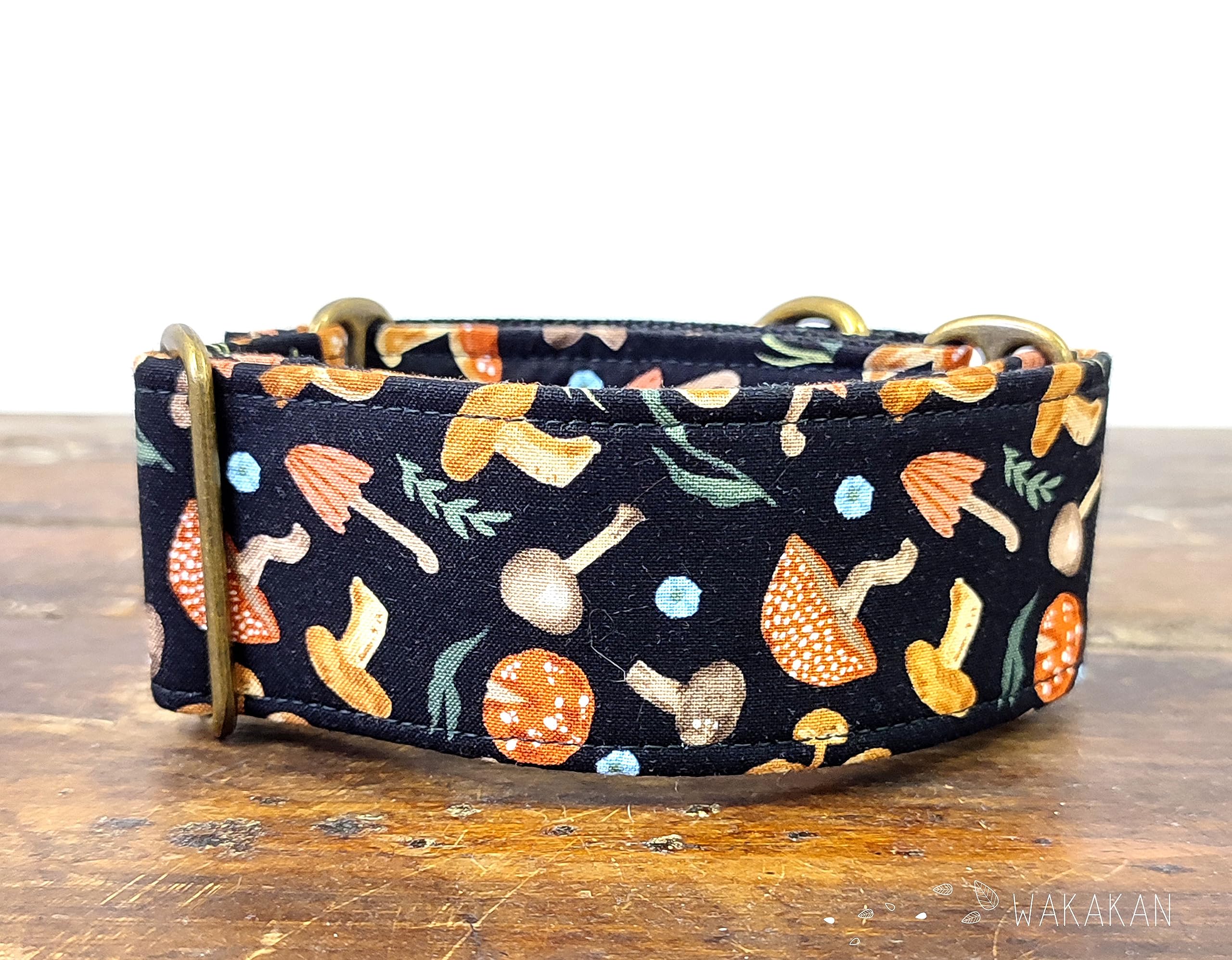 Collar Martingale Para Perro: Witch Potion, Hecho a Mano en España por Wakakán