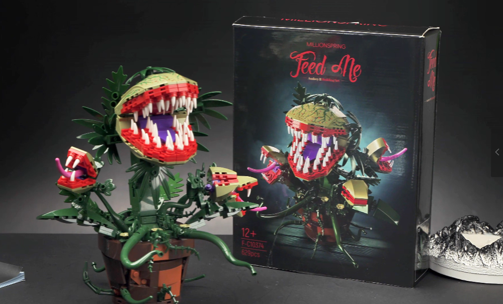 Amazon.com: Piranha Plant Audrey II 2 Building Blocks Set, Toys