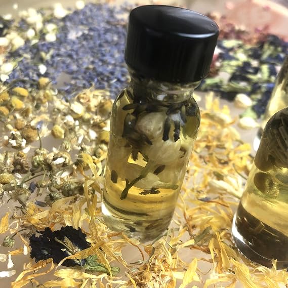 Goddess of Love Oil by New Moon Vibes - Attraction Love Joy Passion Commitment Intimacy Fidelity - Spells Rituals Conjure - Handmade with Essential Oils & Herbs - Wicca Pagan Hoodoo Magick