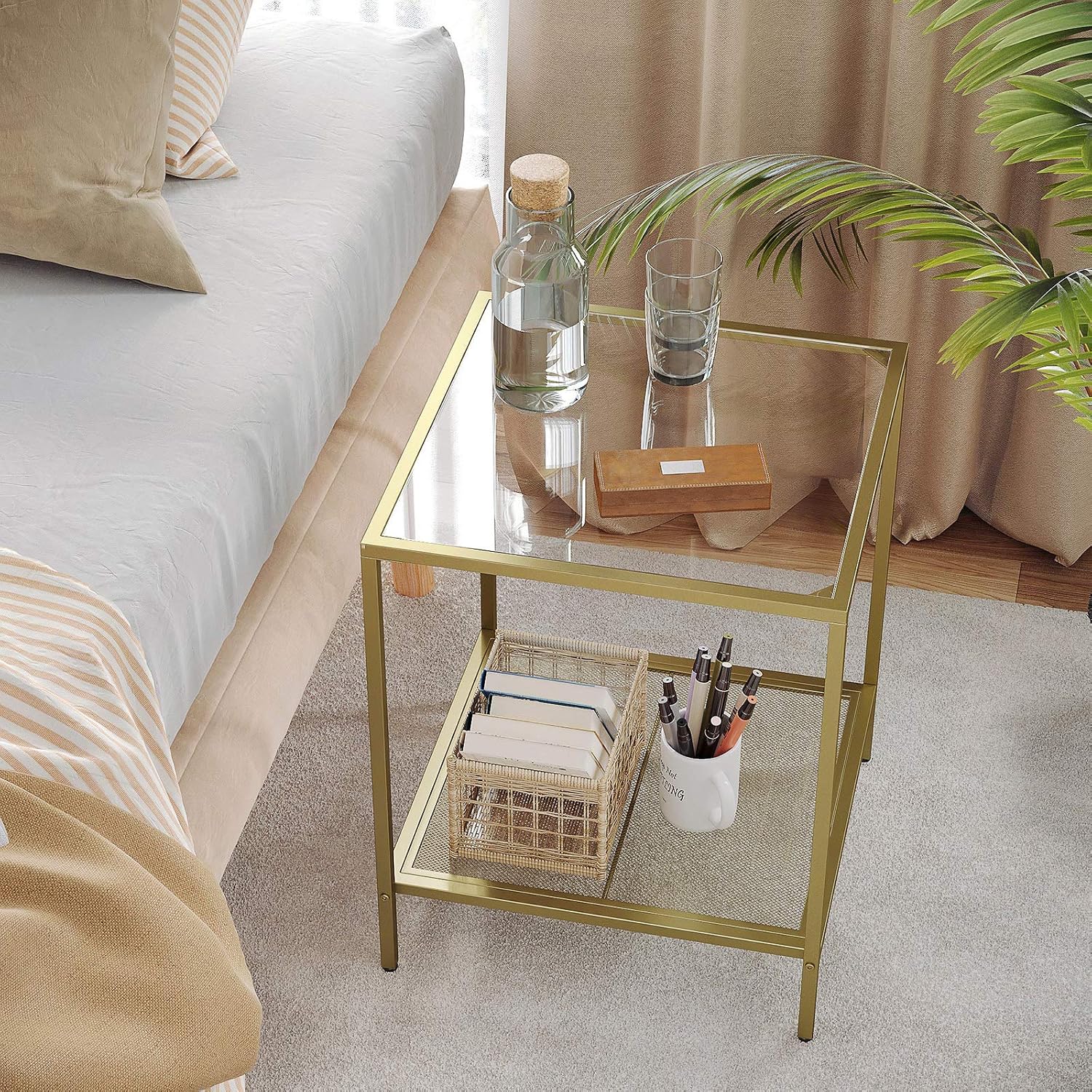 VASAGLE Side Table, 2-Tier End Table, Accent Table with Tempered Glass Top and Mesh Shelf, Stable Steel Frame, for Living Room Bedroom, Gold and Transparent Color ULGT030A01