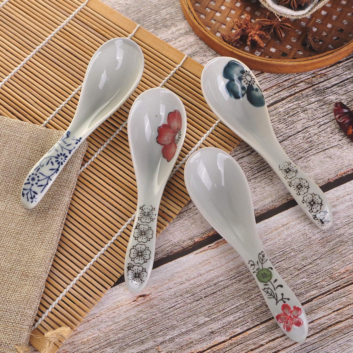 Chinese Soup Spoons,Ramen Spoon,Set of 4 Chinese/Japanese Ceramic Soup Spoons, Pink Cherry Blossom in Snow Pattern Ceramic Spoon Suitable for Soup(Green)
