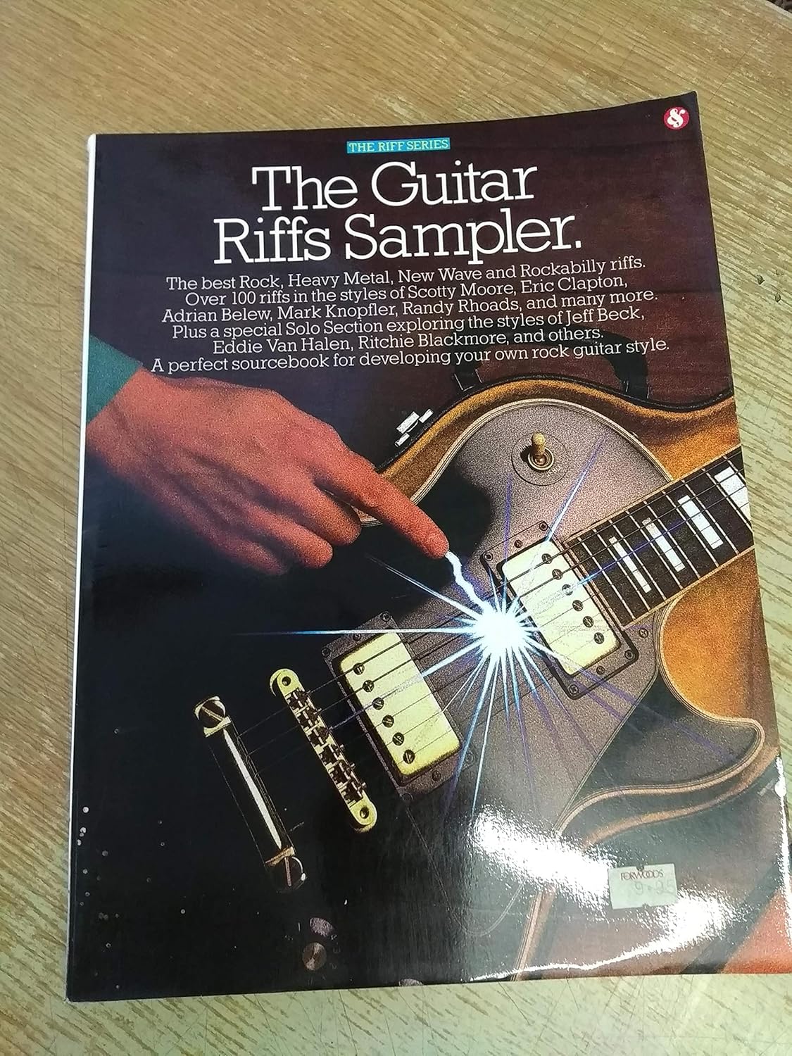 The Guitar Riffs Sampler: 9780825611032: Amazon.com: Books