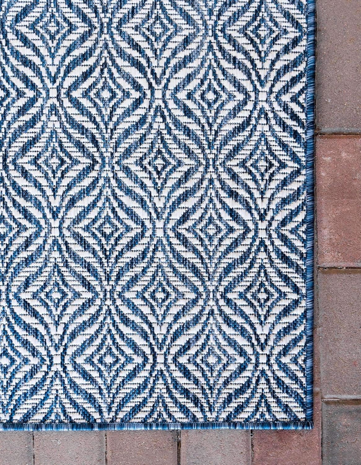 Unique Loom Outdoor Trellis Collection Area Rug - Deco Trellis (5' 1" x 8' Rectangle, Blue/ Ivory)